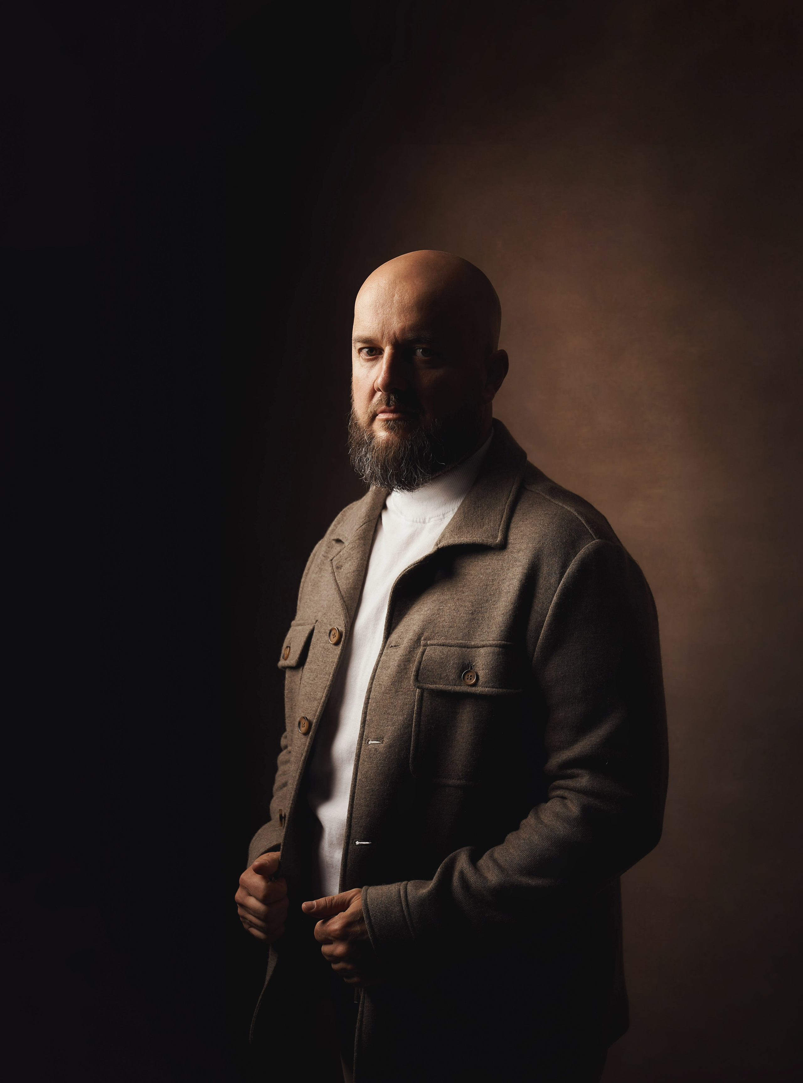 Портретная семейная фотосессия в студии. Семейный фотограф Евгений Опарин