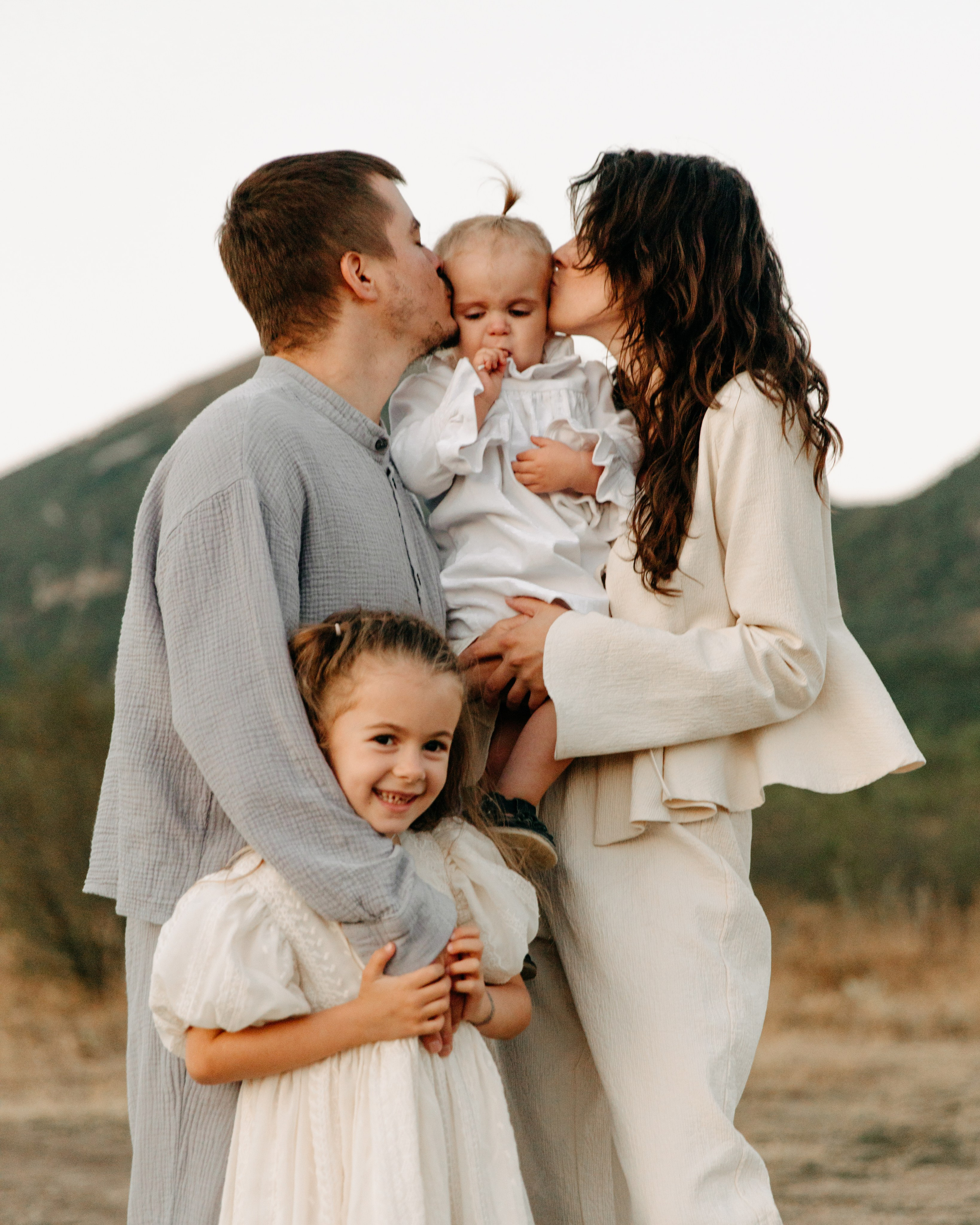 Ксюша и Кирилл с малышками. Портфолио