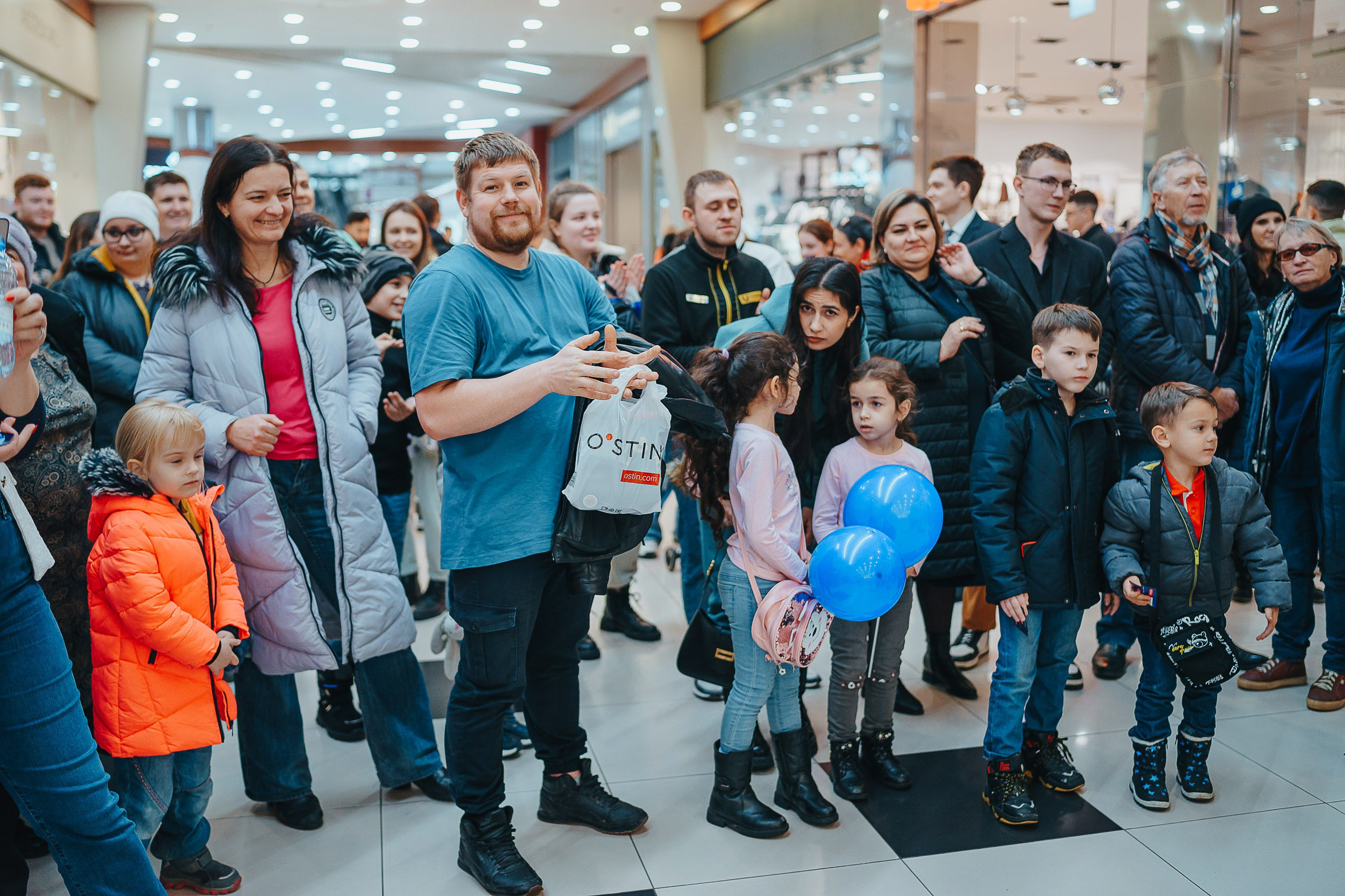 Совкомбанк Халва промо. Репортажный (Event) фотограф в Барнауле | Даниил Маркин | Качество и вайб