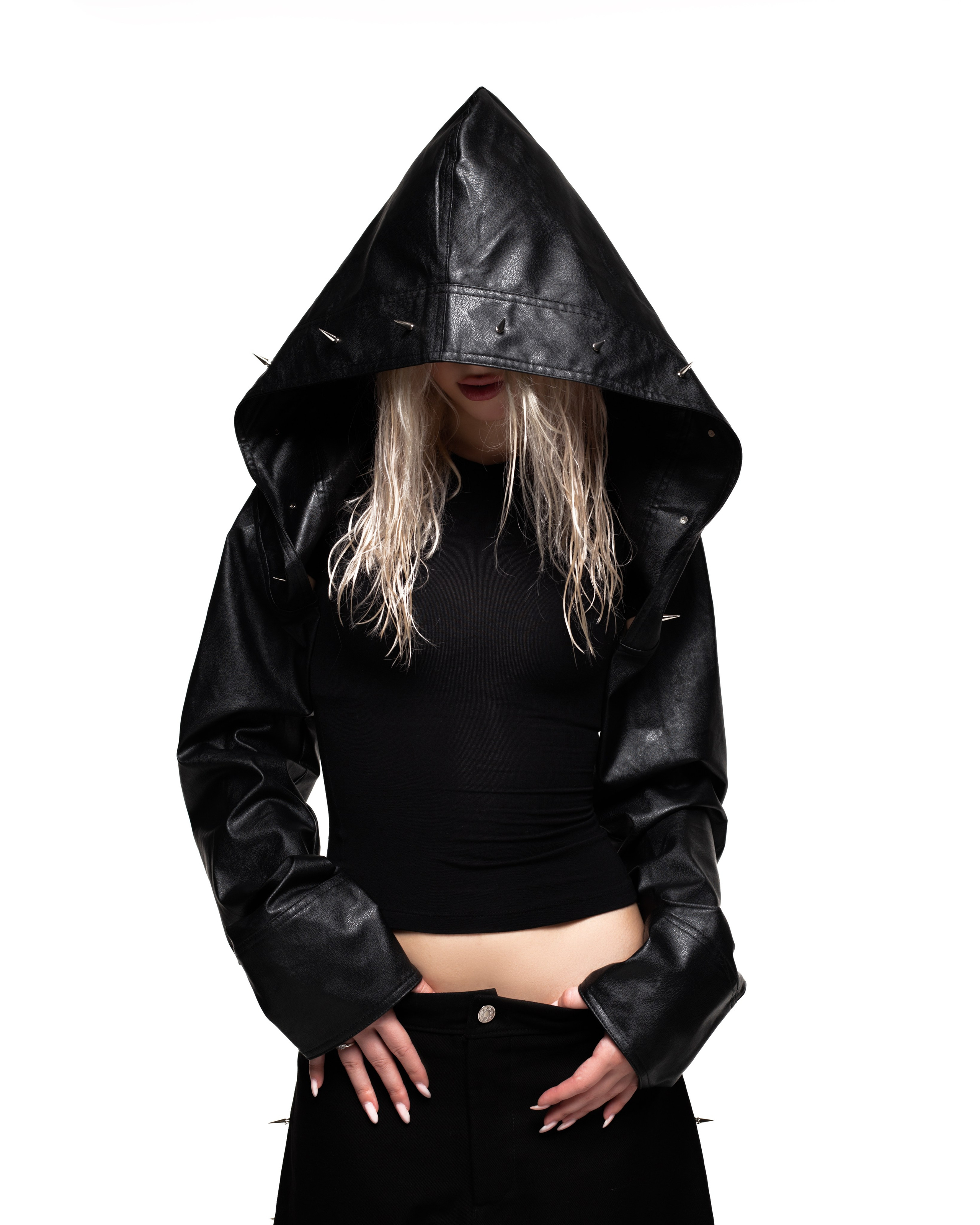 КАТАЛОГ | белый фон. RUNA production — стильные съемки для брендов