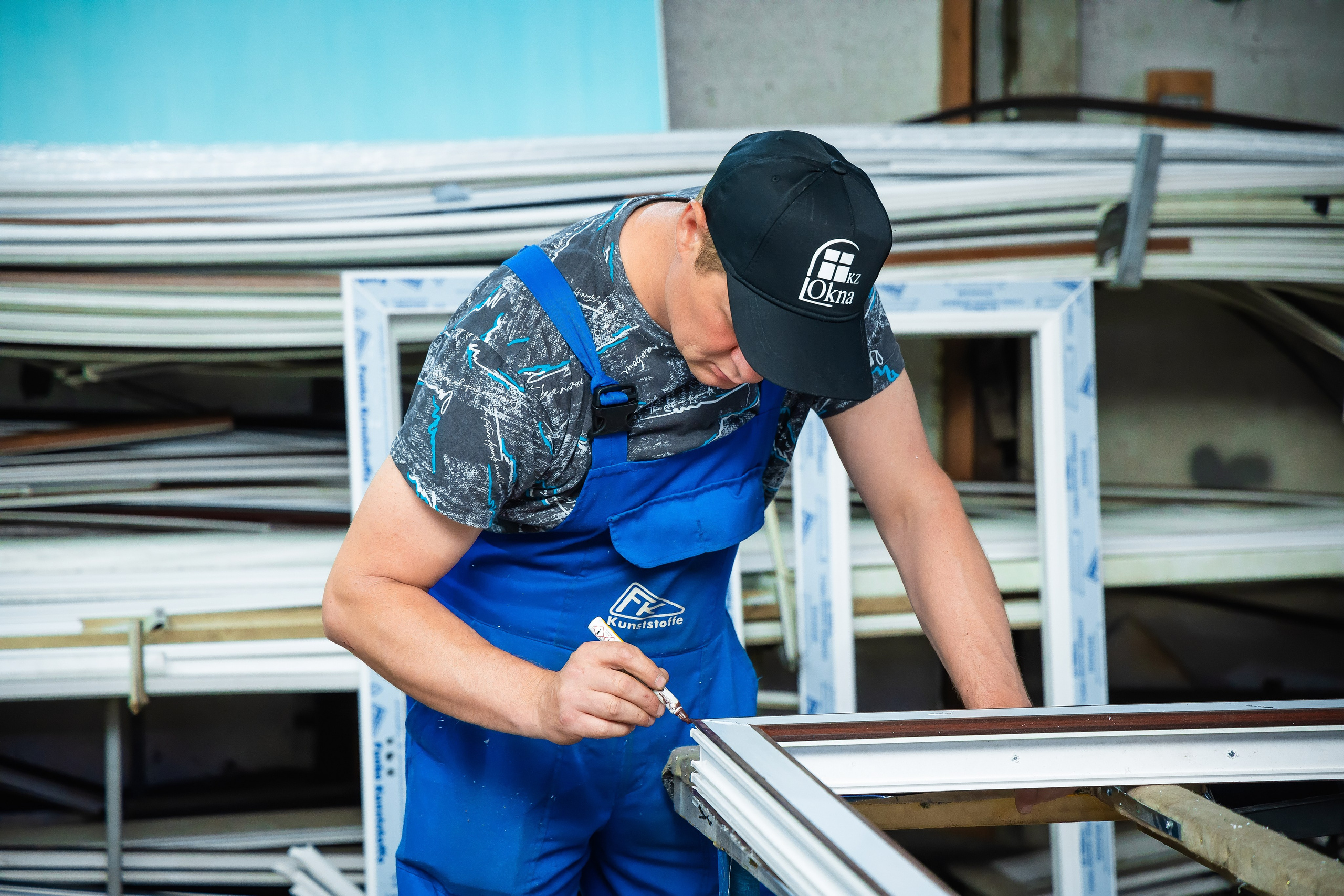 Цех по окнам. Семейный и Свадебный фотограф в Астане Александр Астапов