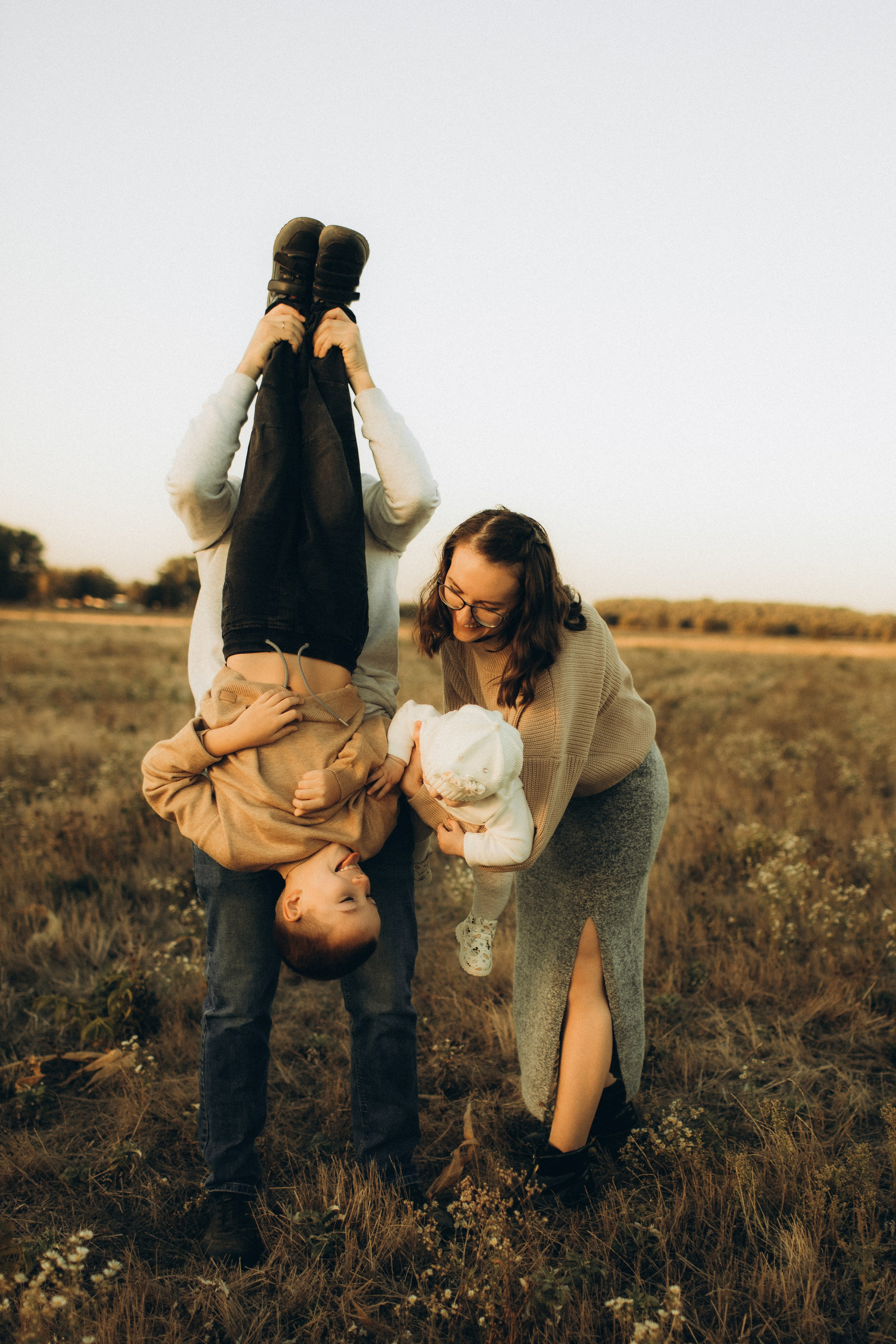 Юлия прогулка в поле. Александра Ниценко СЕМЕЙНЫЙ ФОТОГРАФ ИЗ СТАВРОПОЛЯ