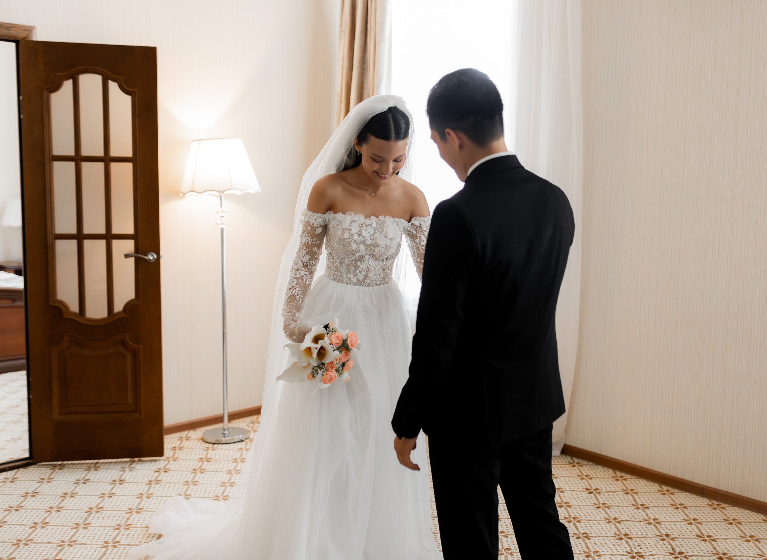 Диас и Ажар, отель «МЕДЕУ»