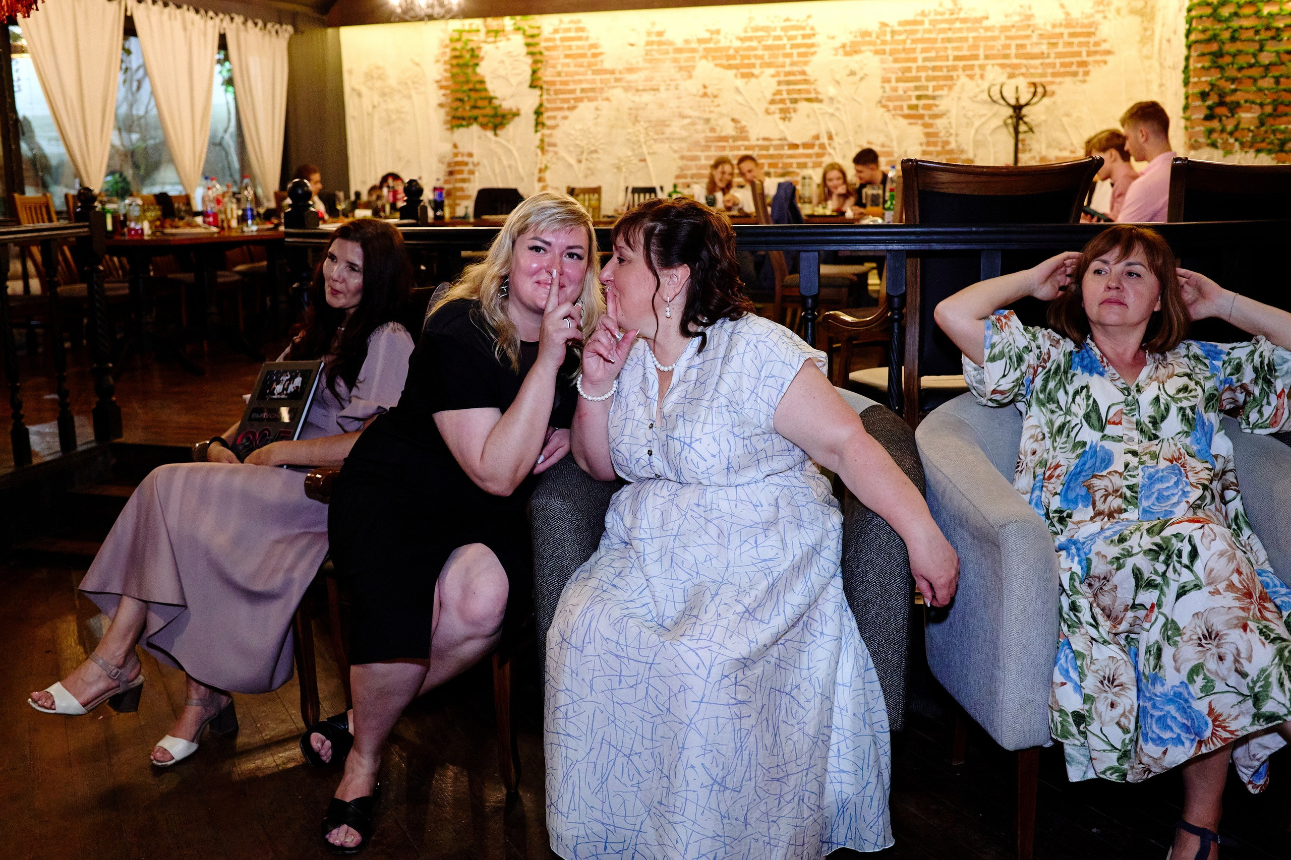 Выпускной 35 Сош. Фотограф Выпускные альбомы Таганрог Сергей Коробченко