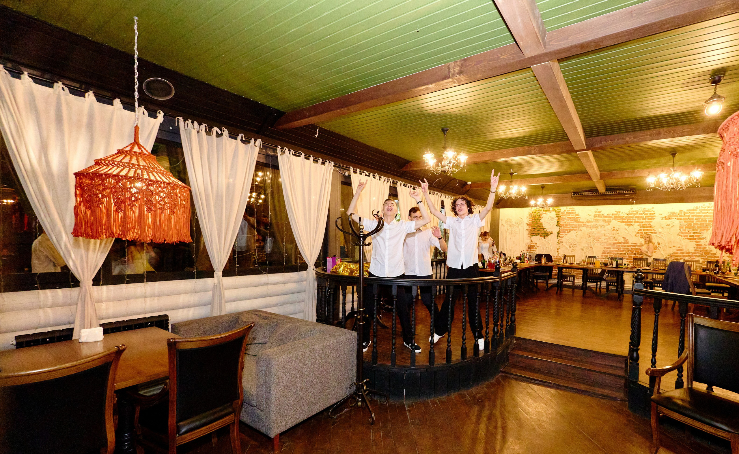 Выпускной 35 Сош. Фотограф Выпускные альбомы Таганрог Сергей Коробченко