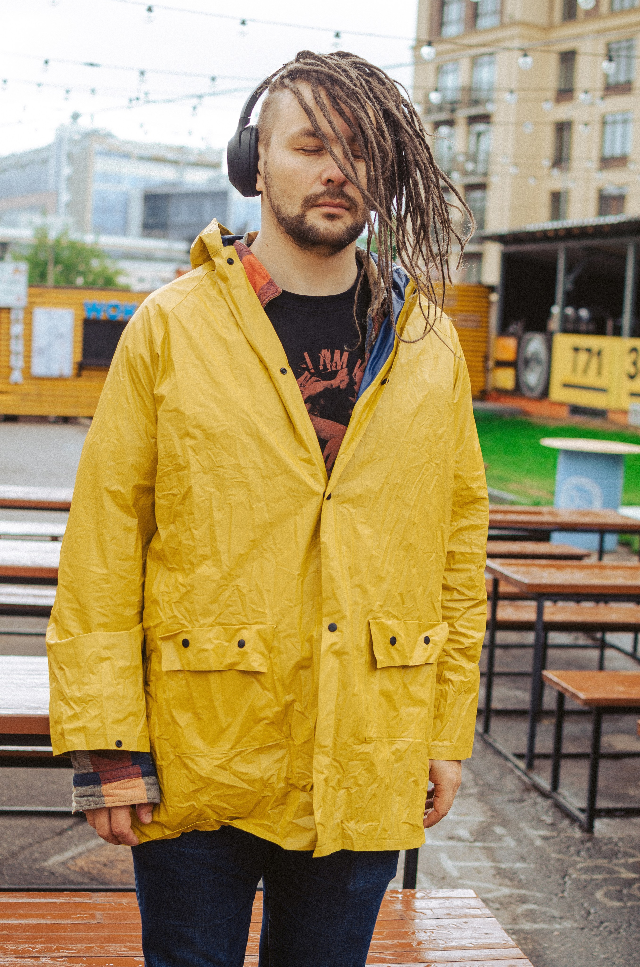 Антон. КВЭЛ — Кто Все Эти Люди