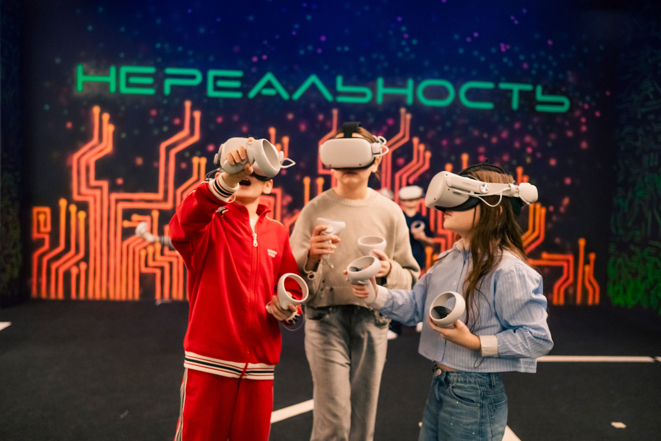 VR (November-December 2024). Felixtones