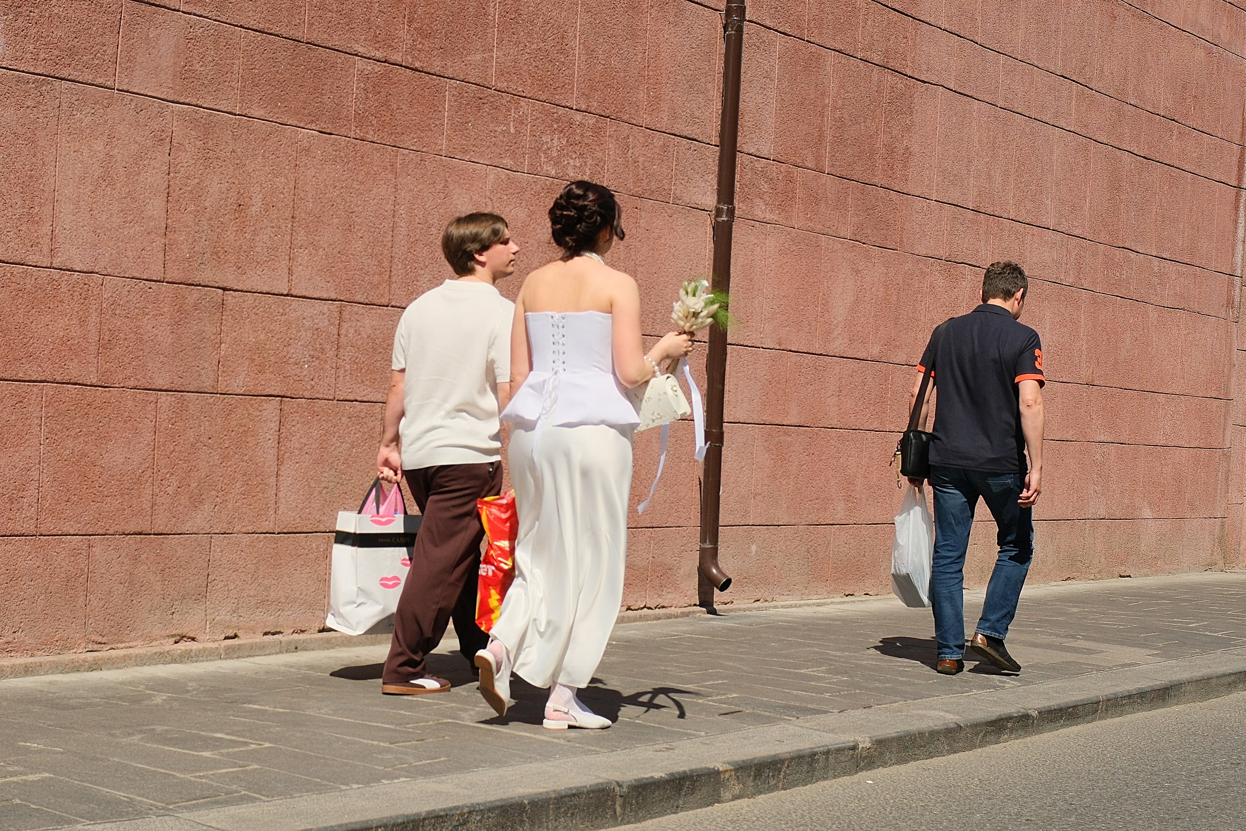 Улица, люди, жизнь…