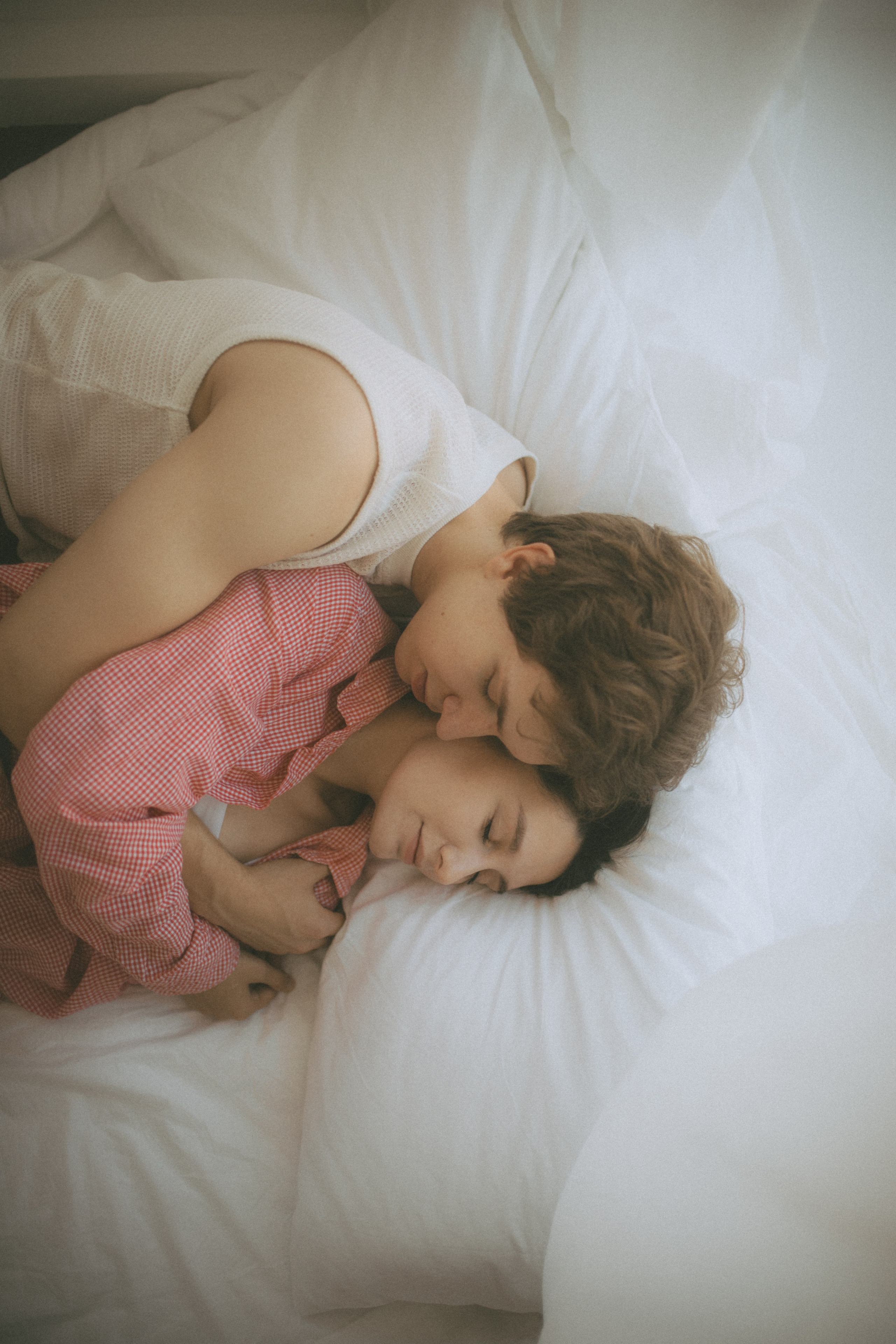 Артур и Гульназ в студии. Свадебный фотограф Казань