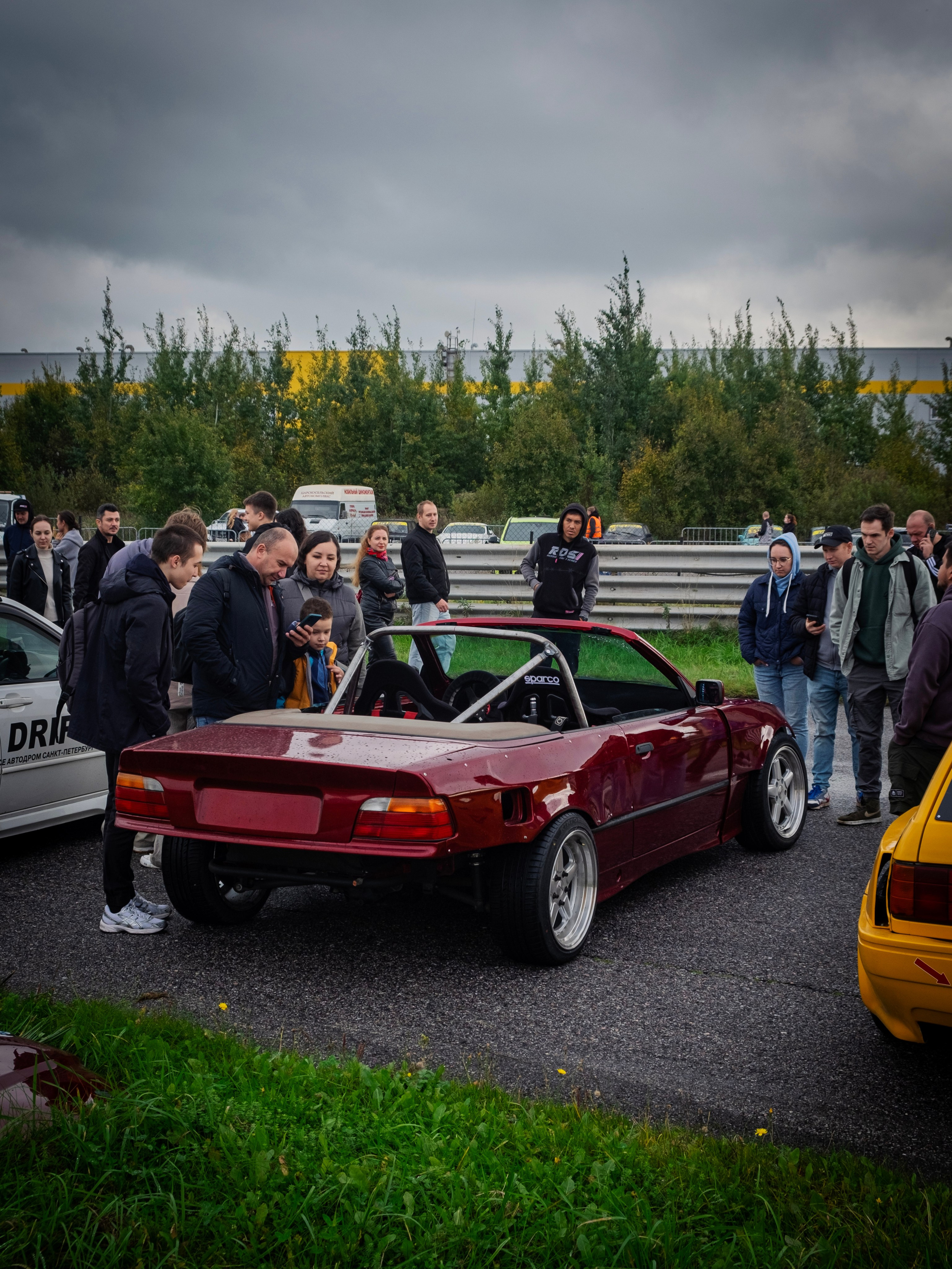 AUTODROM FEST 21.09.25. Автомобильные фотографии и рисунки в Санкт-Петербурги Пашков Дмитрий