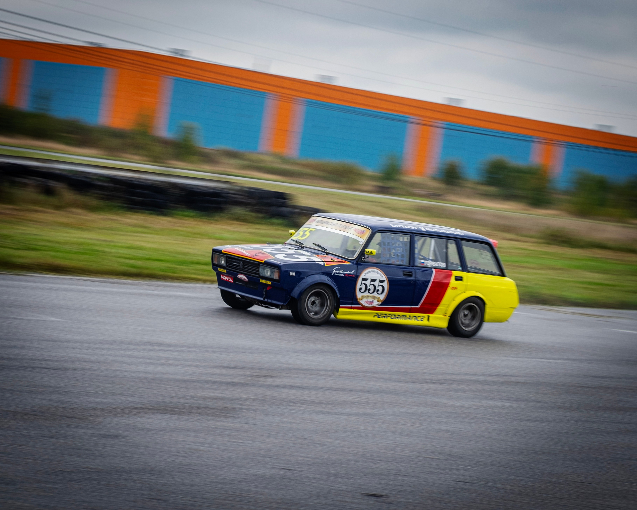 AUTODROM FEST 21.09.25. Автомобильные фотографии и рисунки в Санкт-Петербурги Пашков Дмитрий