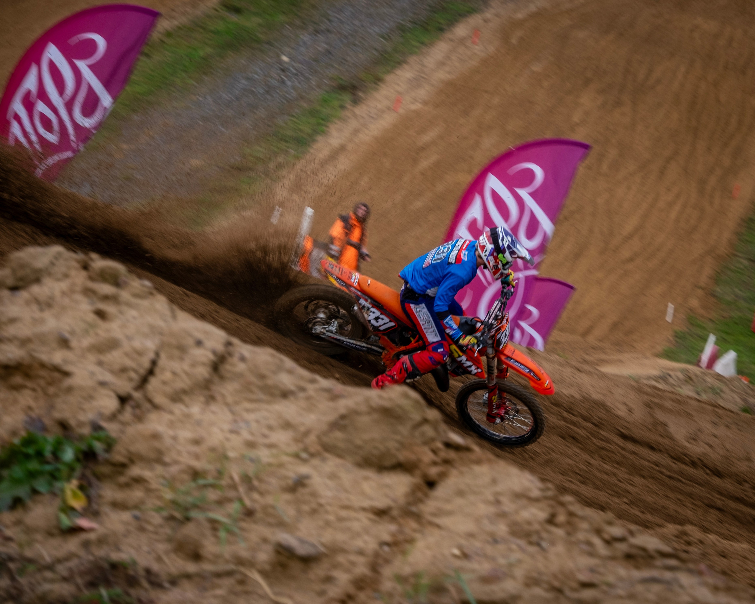 Мотокросс (Игора Драйв). Автомобильные фотографии и рисунки в Санкт-Петербурги Пашков Дмитрий