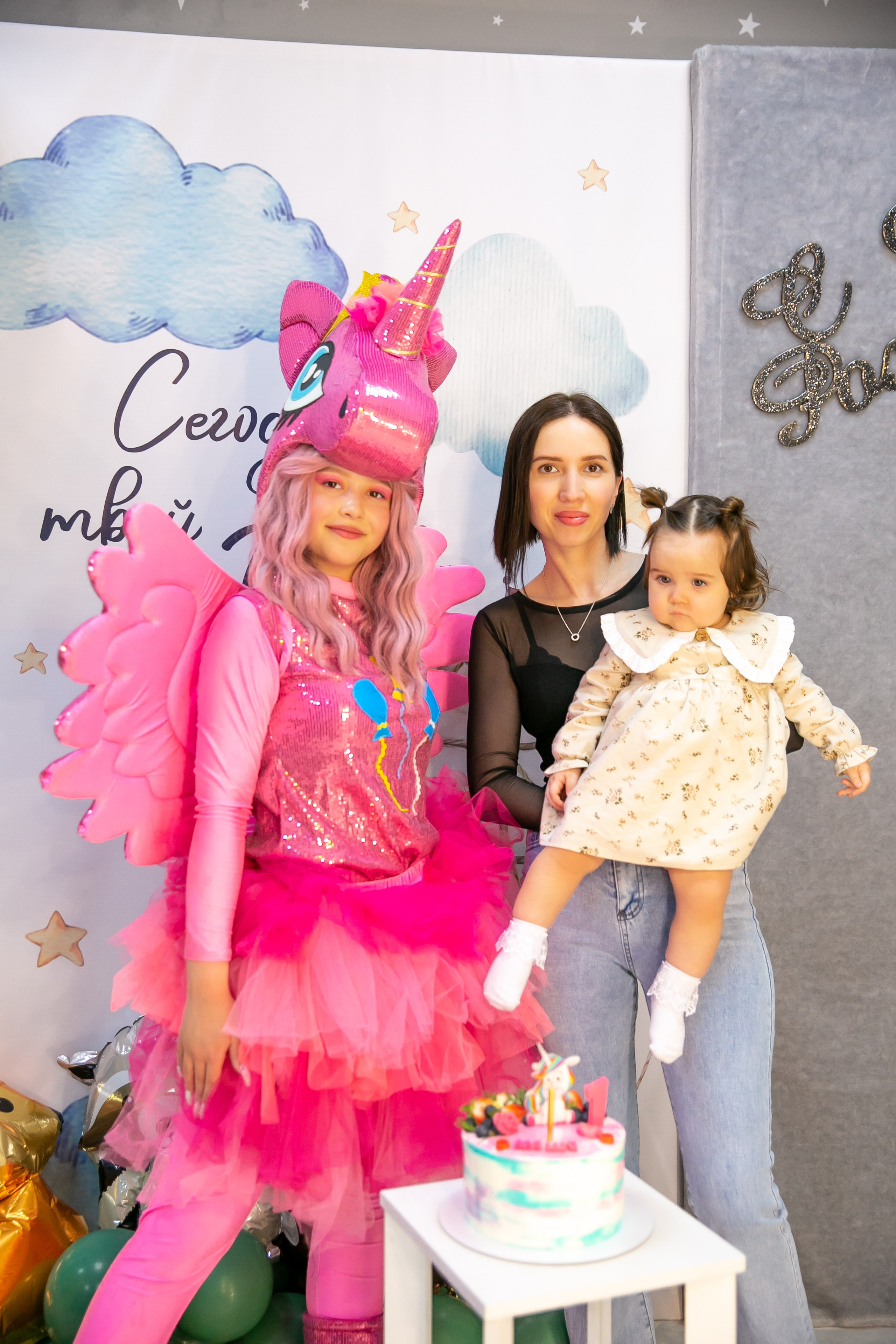 Годовасие в ТЦ Фестиваль. Ирина Соломатина фотограф Чита