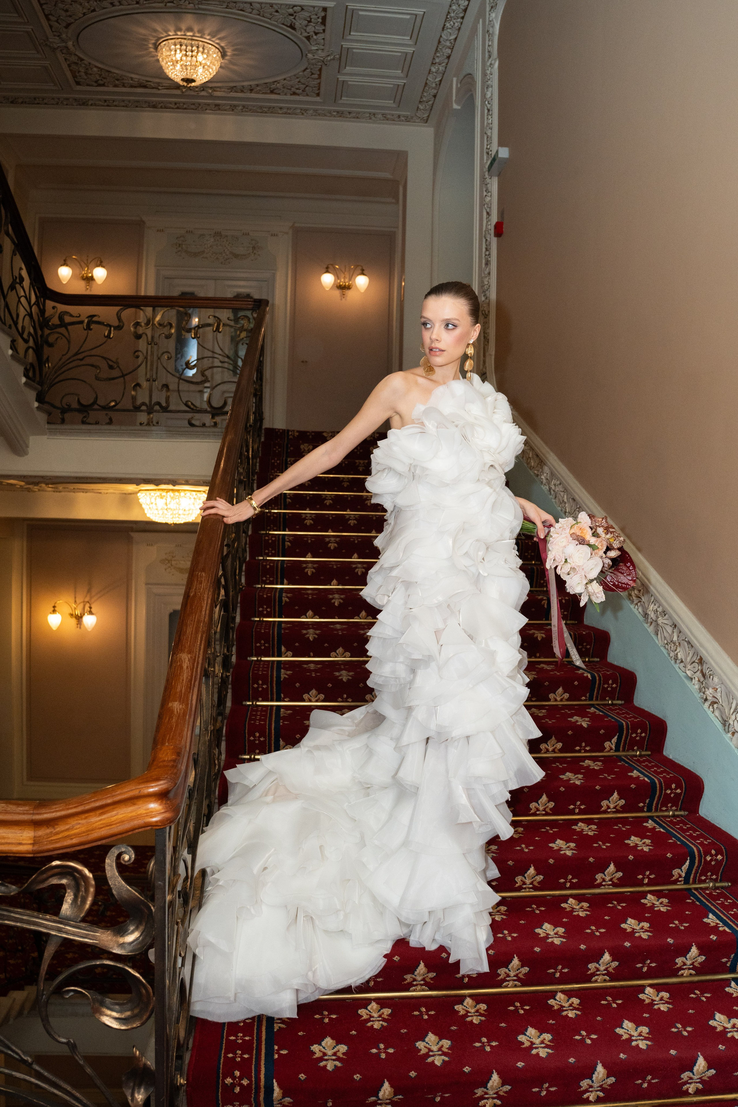 Дмитрий и Софья. Отель националь. Свадебный фотограф Москва