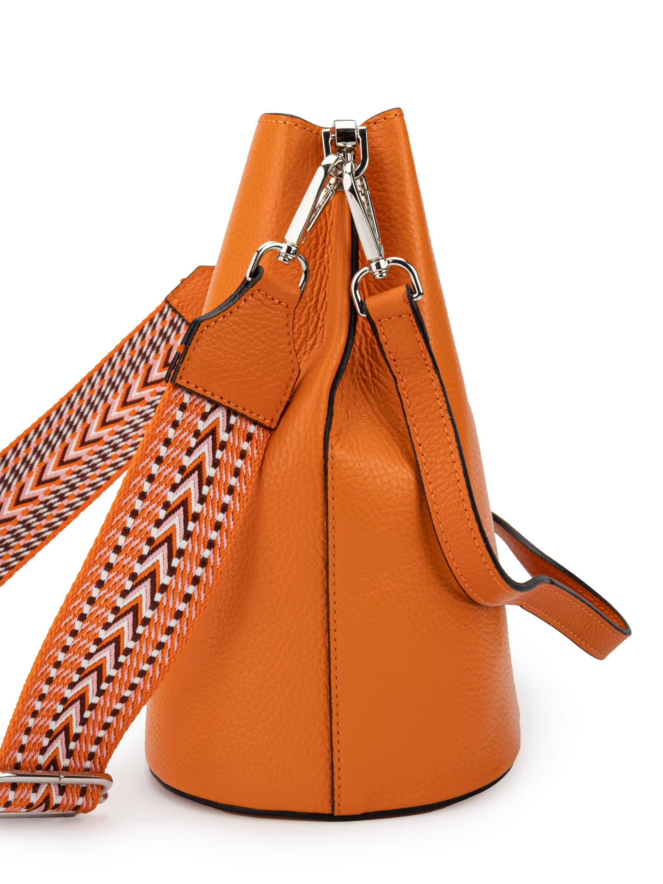 Предметная съёмка для маркетплейсов | Сумки. Предметный фотограф в Симферополе Антон Катунин