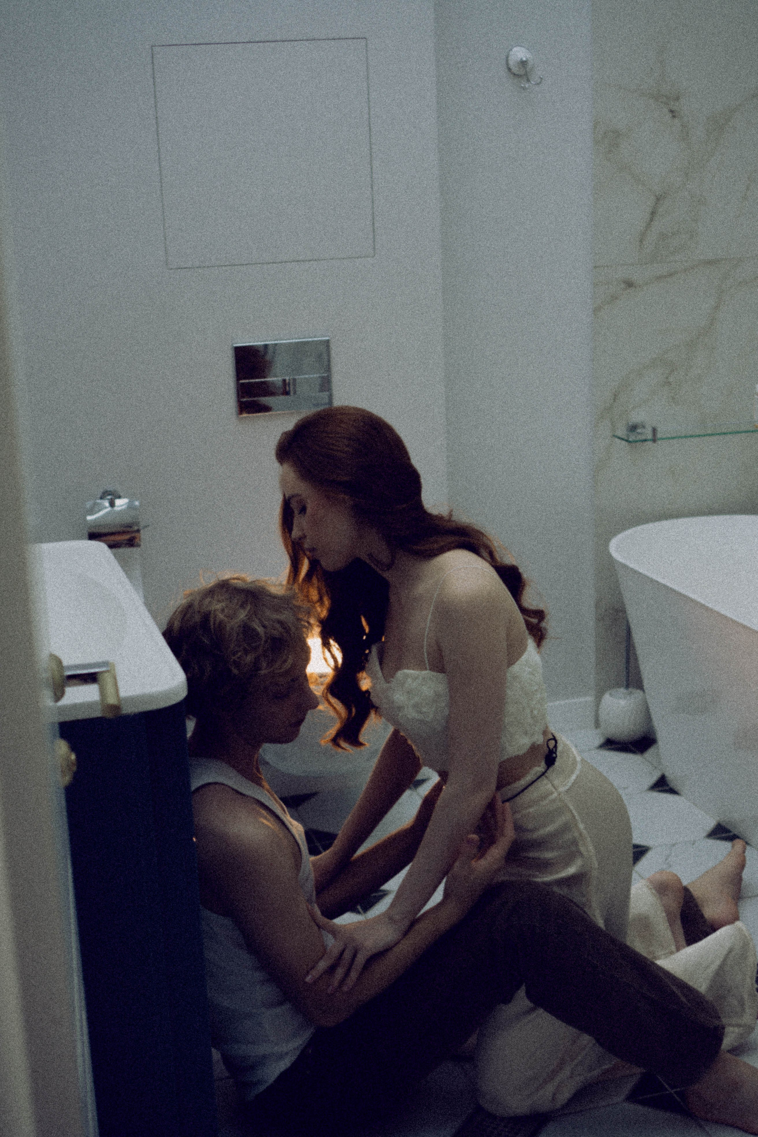 СВАДЕБНАЯ СЬЕМКА В ОТЕЛЕ. СБОРЫ ЖЕНИХА И НЕВЕСТЫ И ТАКЖЕ ТОР И ПОДГОТОВКА К ПРОГУЛКЕ. Профессиональный фотограф, Санкт-Петербург — Виктория Богомолова