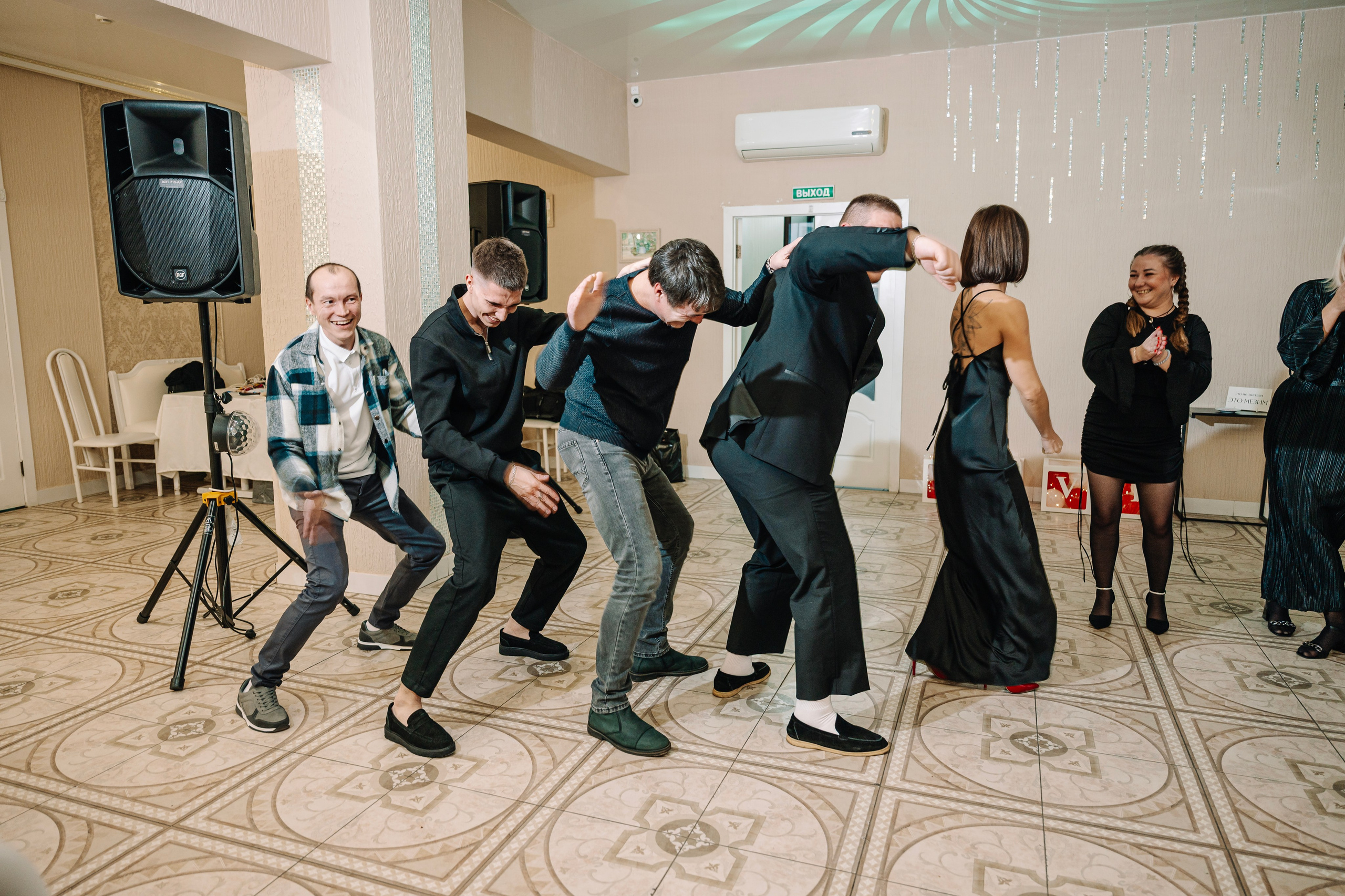 Вячеслав + Виктория. Венчание, свадебное торжество.г.Зеленодольск. Свадебный фотограф в Казани, и Зеленодольске Радик Мухаметов