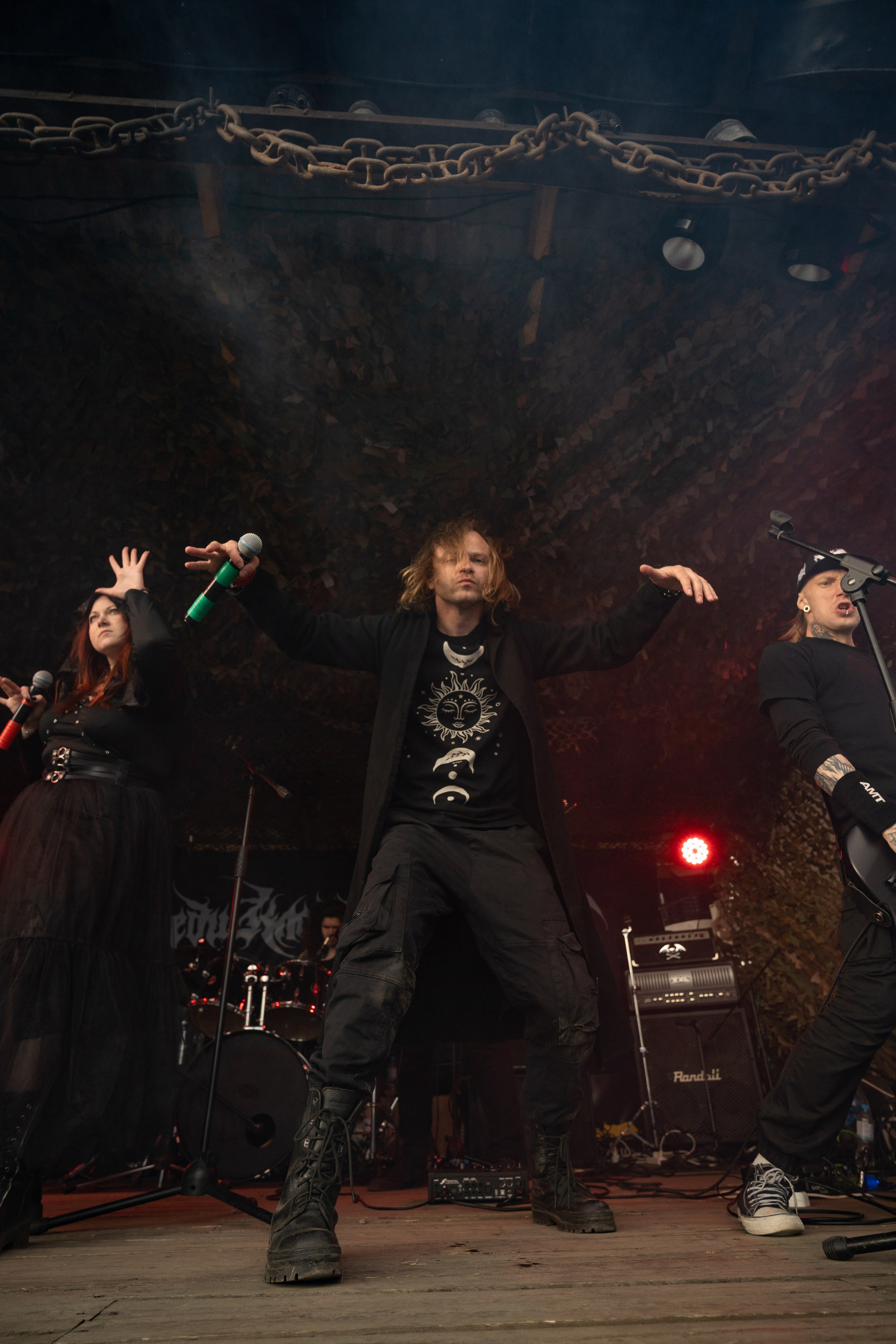 Фестиваль «ПОСРЕДИ КЛАДБИЩ И БОЛОТ»|Архангельск. Концертный и репортажный фотограф в Санкт-Петербурге Слава Пахомов