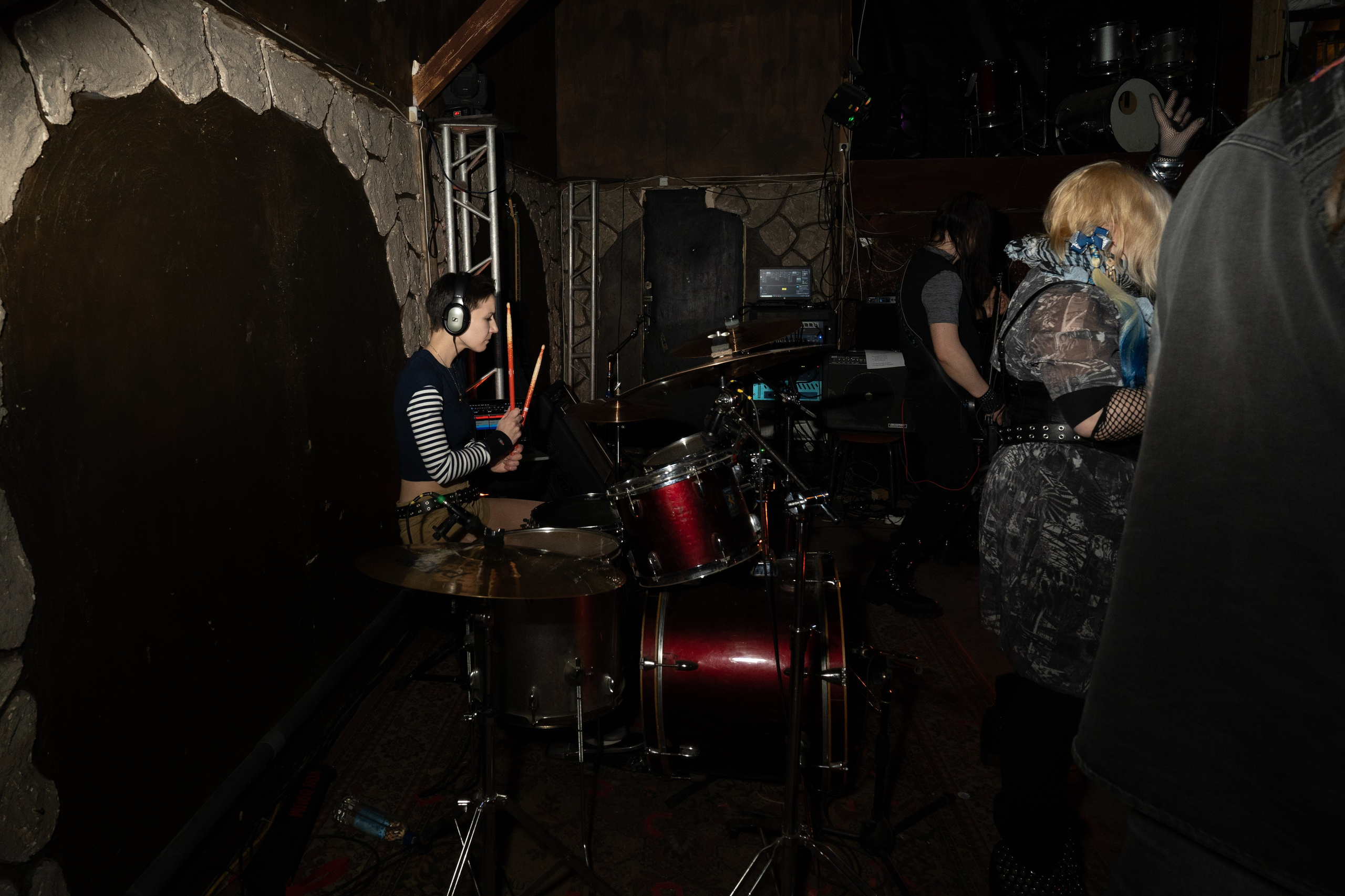 Ночь На Земле|Нора, Псков. Концертный и репортажный фотограф в Санкт-Петербурге Слава Пахомов