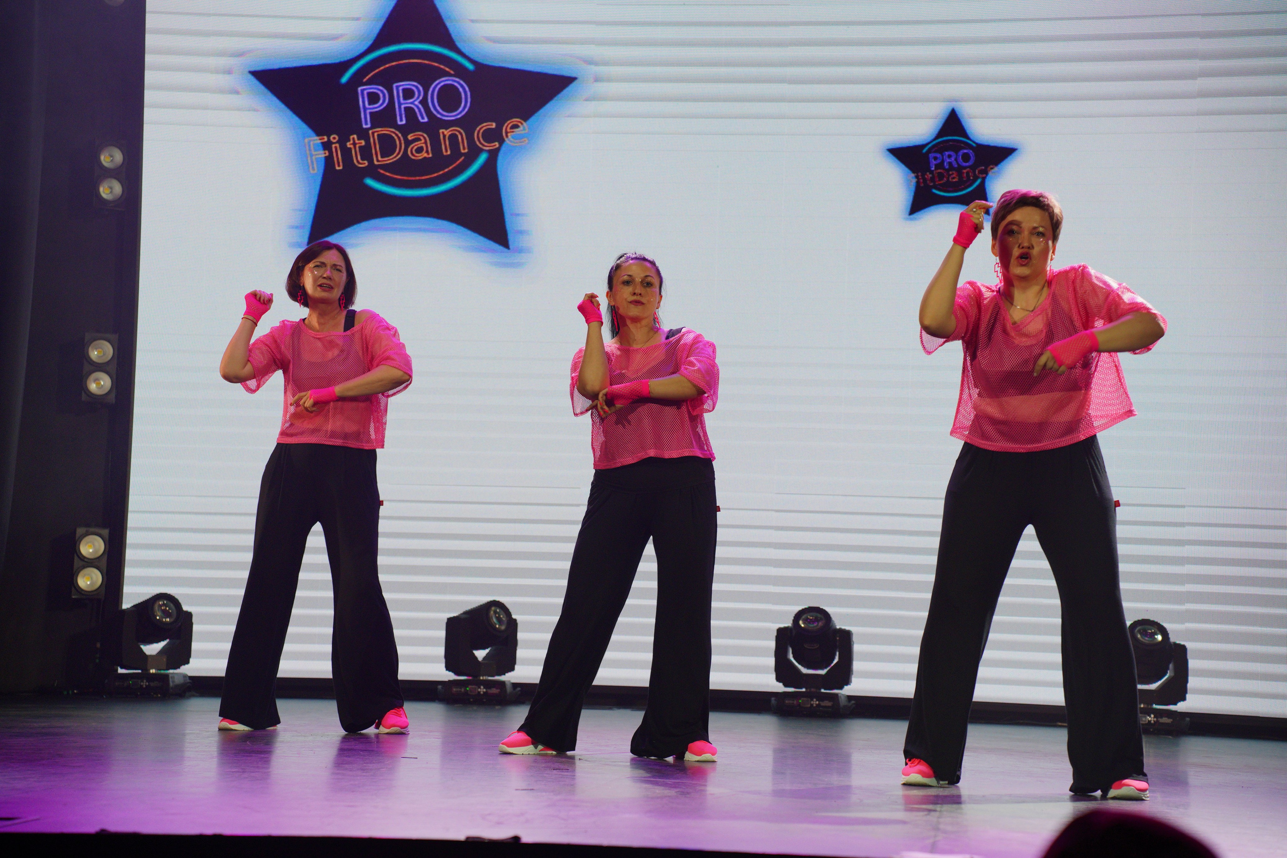 Танцевальный конкурс|Концертный зал Epicenter. Концертный и репортажный фотограф в Санкт-Петербурге Слава Пахомов