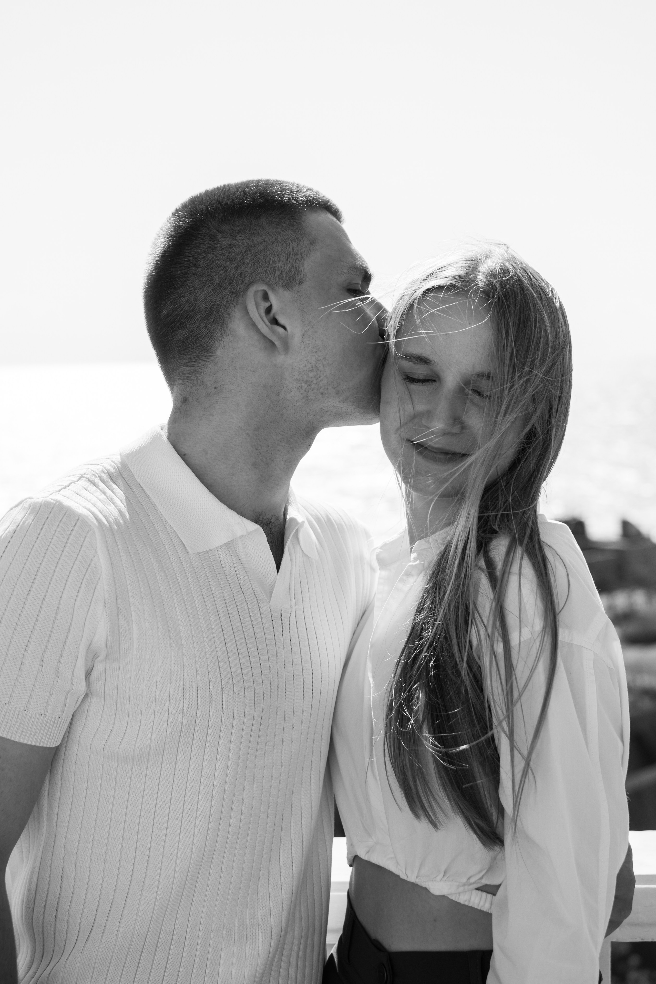 Свадебный ретопртаж. Профессиональная фотосъемка в Крыму. Натуральные эмоции и живые кадры. Забронируйте дату прямо сейчас!