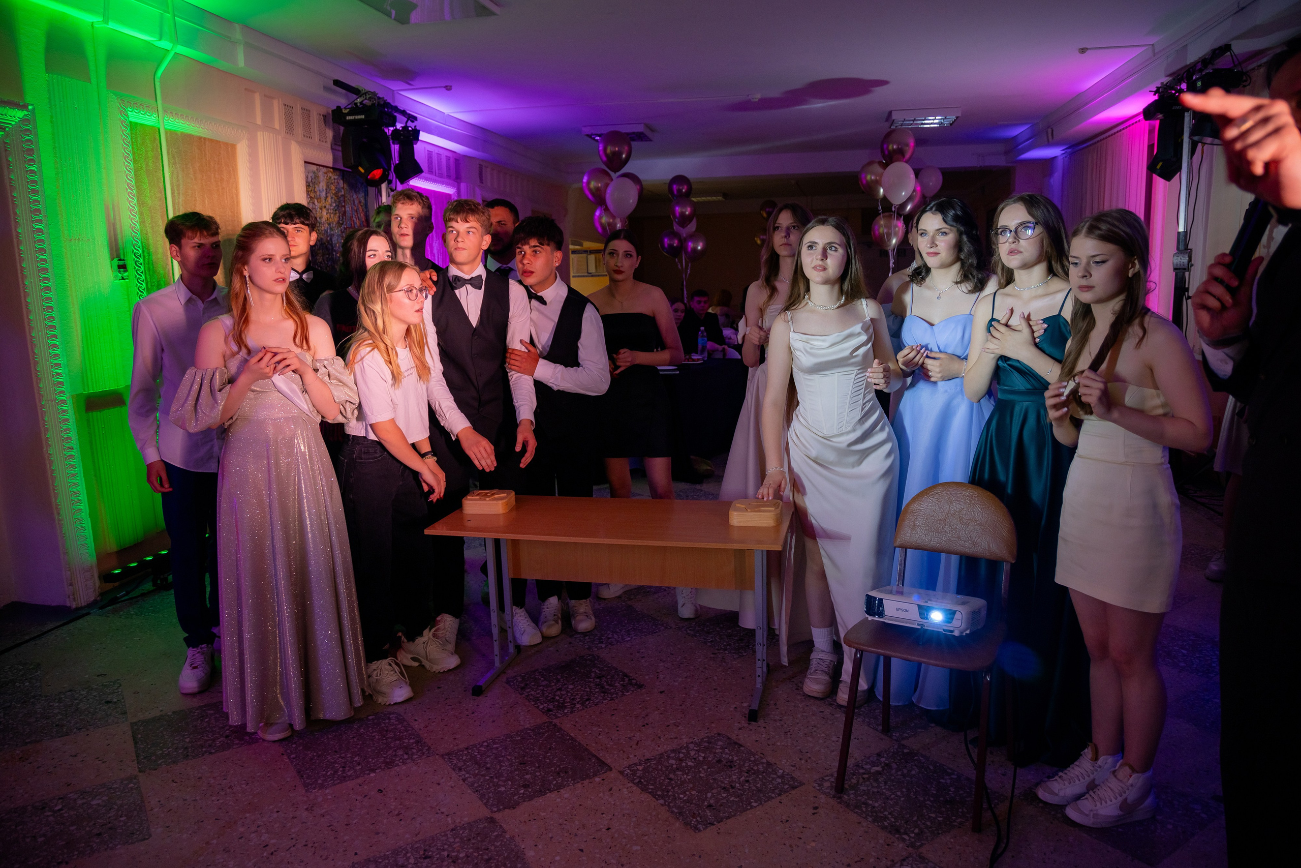 Школьный выпускной 2024 год в Соколе (Минск). Свадебный фотограф в Минске/Беларуси Сергей Спиридонов