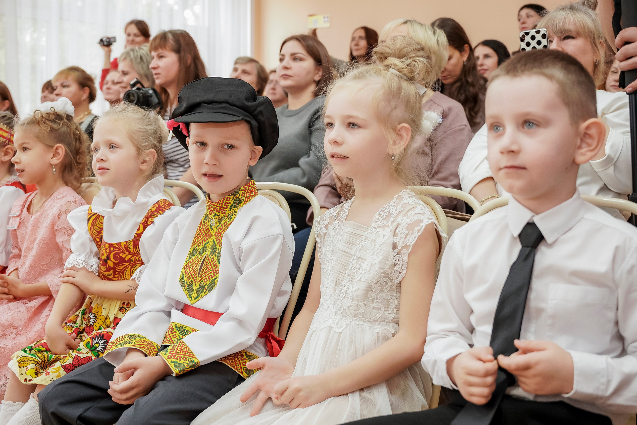 Еще осень. Геннадий Войтов — контент под любые задачи