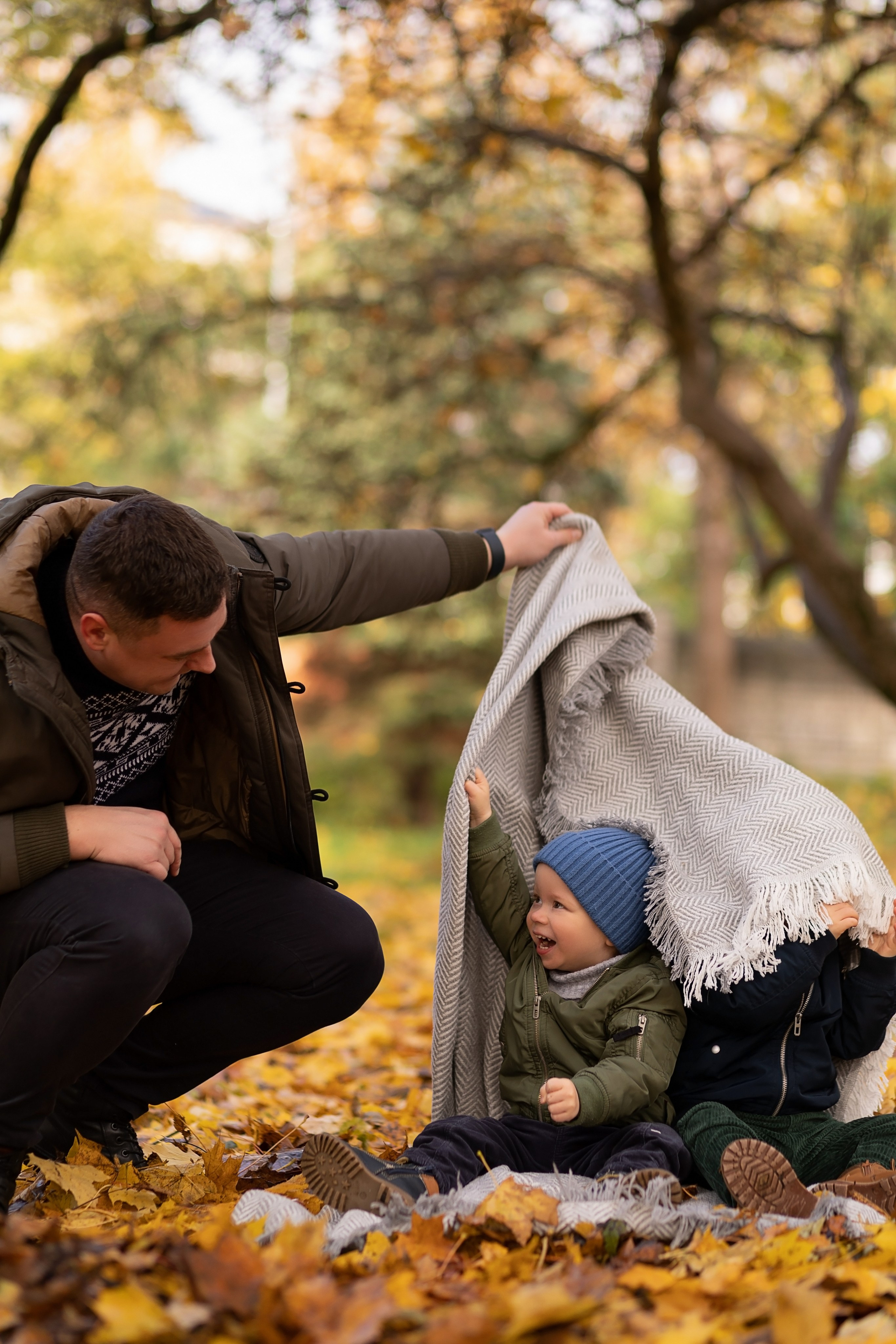Дима, Настя, Даня, Тема. Главная