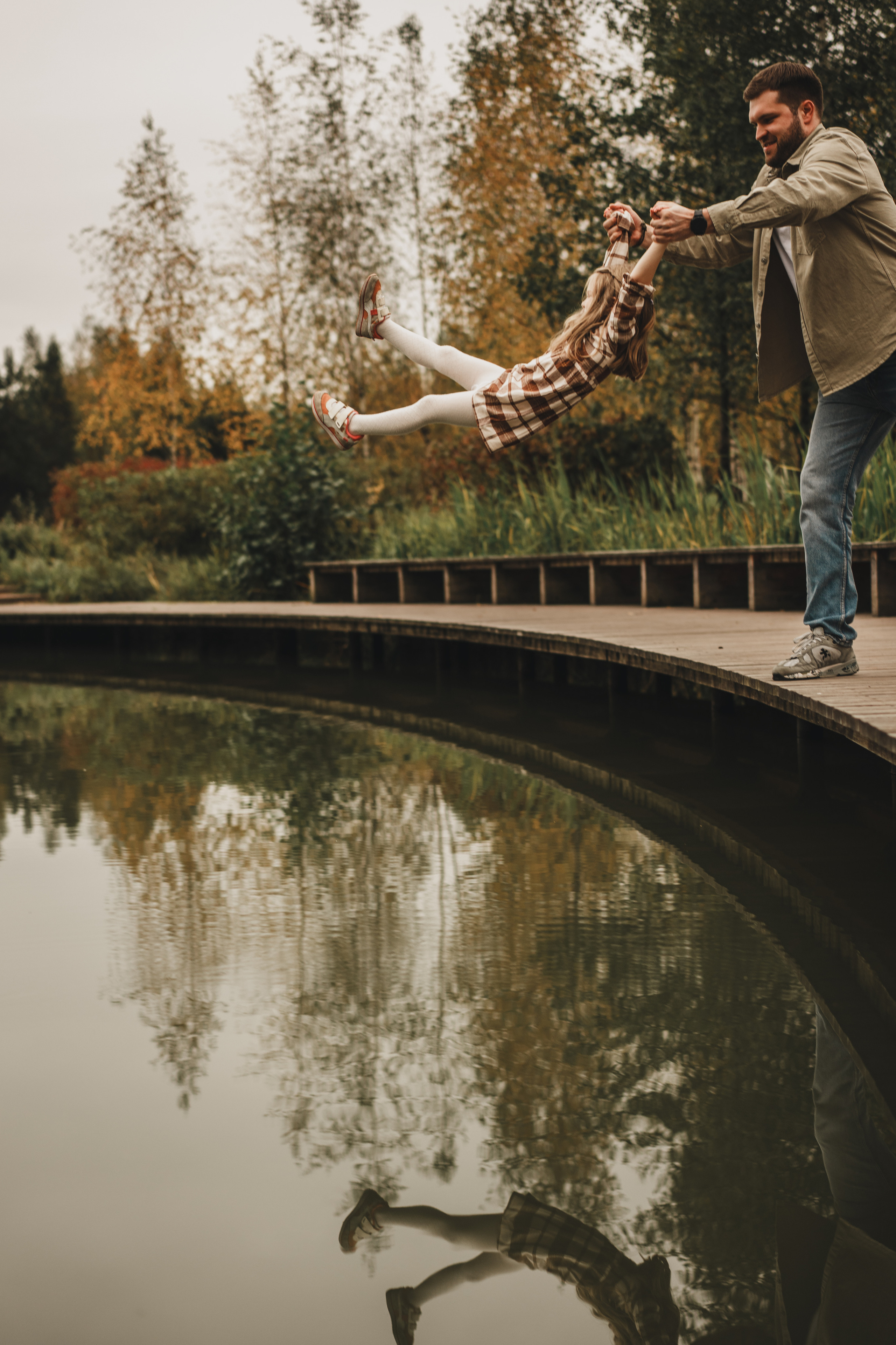 Фотосессия в Мещерском парке. Мама, папа и лапочка дочка. Семейный и детский фотограф и видеограф в Москве, Серпухове и Тарусе Валерия Сорокина