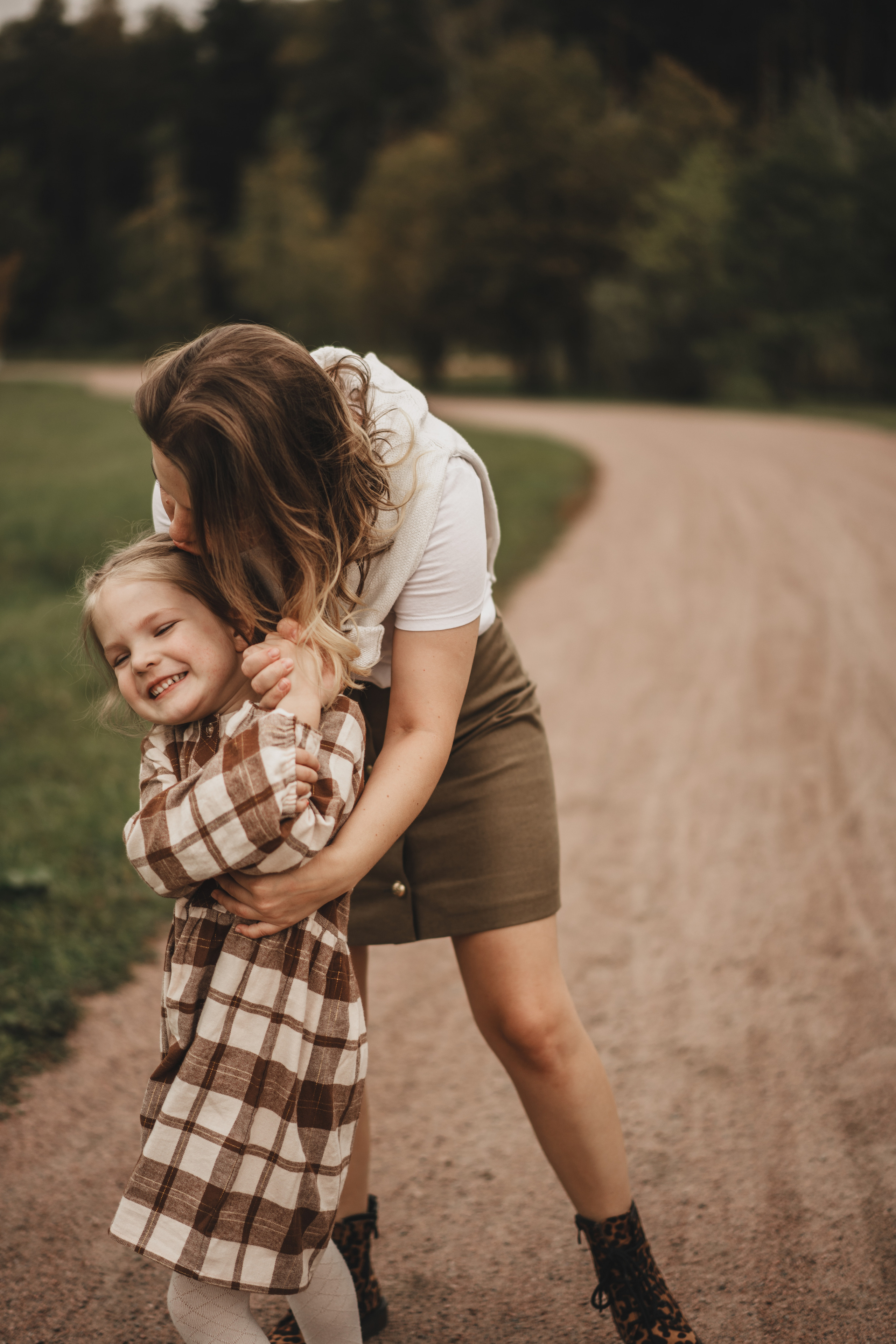 Фотосессия в Мещерском парке. Мама, папа и лапочка дочка. Семейный и детский фотограф и видеограф в Москве, Серпухове и Тарусе Валерия Сорокина