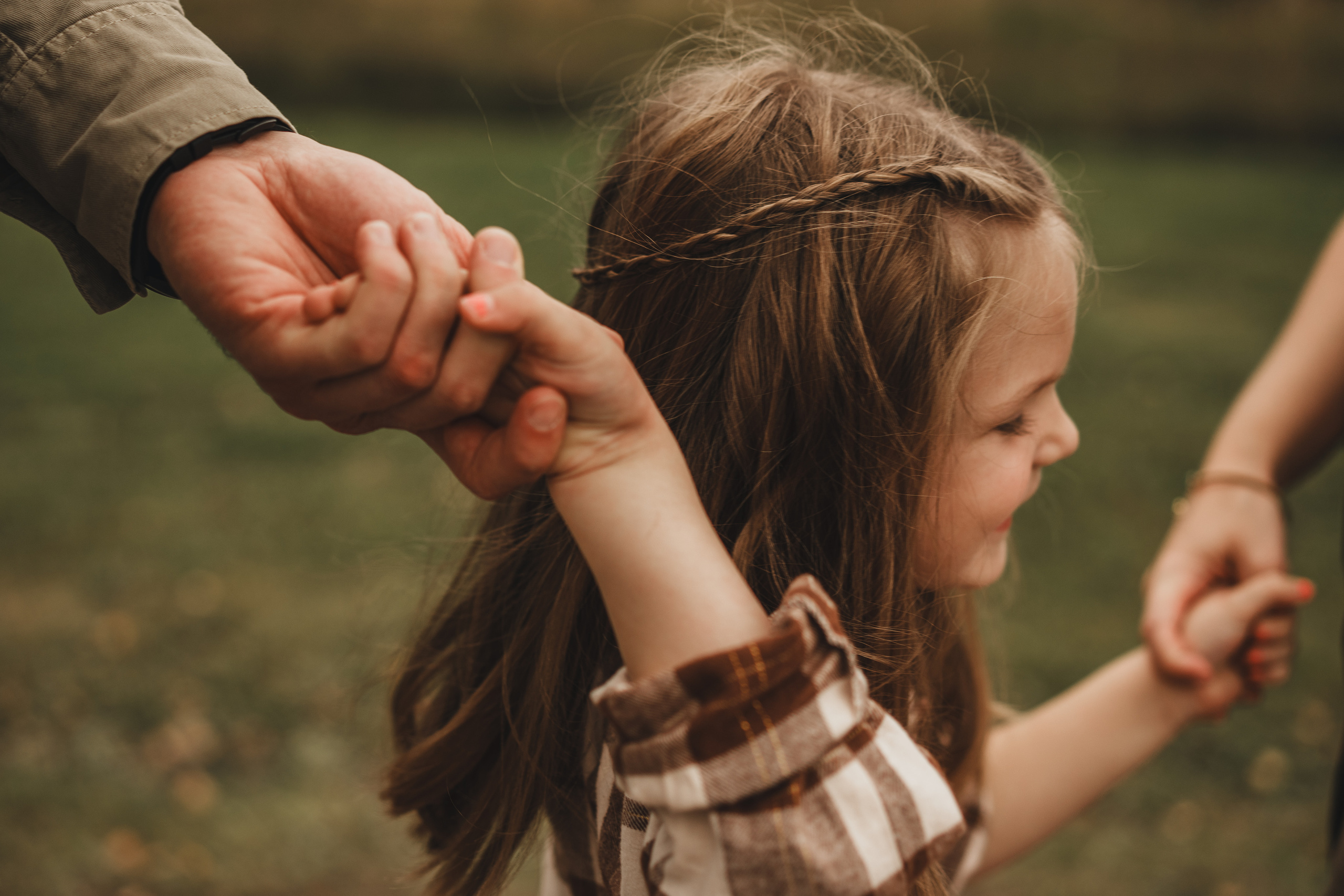 Фотосессия в Мещерском парке. Мама, папа и лапочка дочка. Семейный и детский фотограф и видеограф в Москве, Серпухове и Тарусе Валерия Сорокина