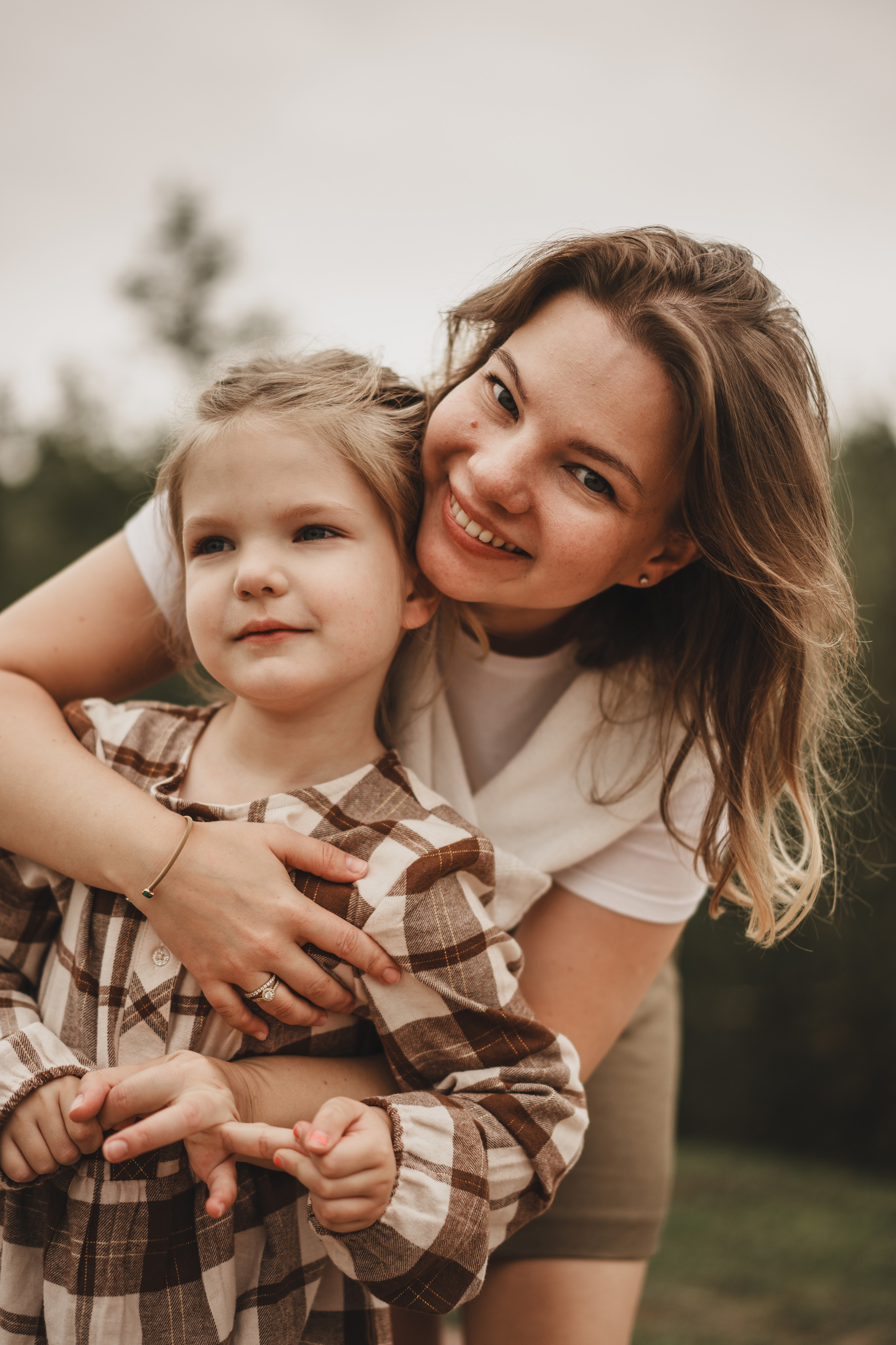 Фотосессия в Мещерском парке. Мама, папа и лапочка дочка. Семейный и детский фотограф и видеограф в Москве, Серпухове и Тарусе Валерия Сорокина