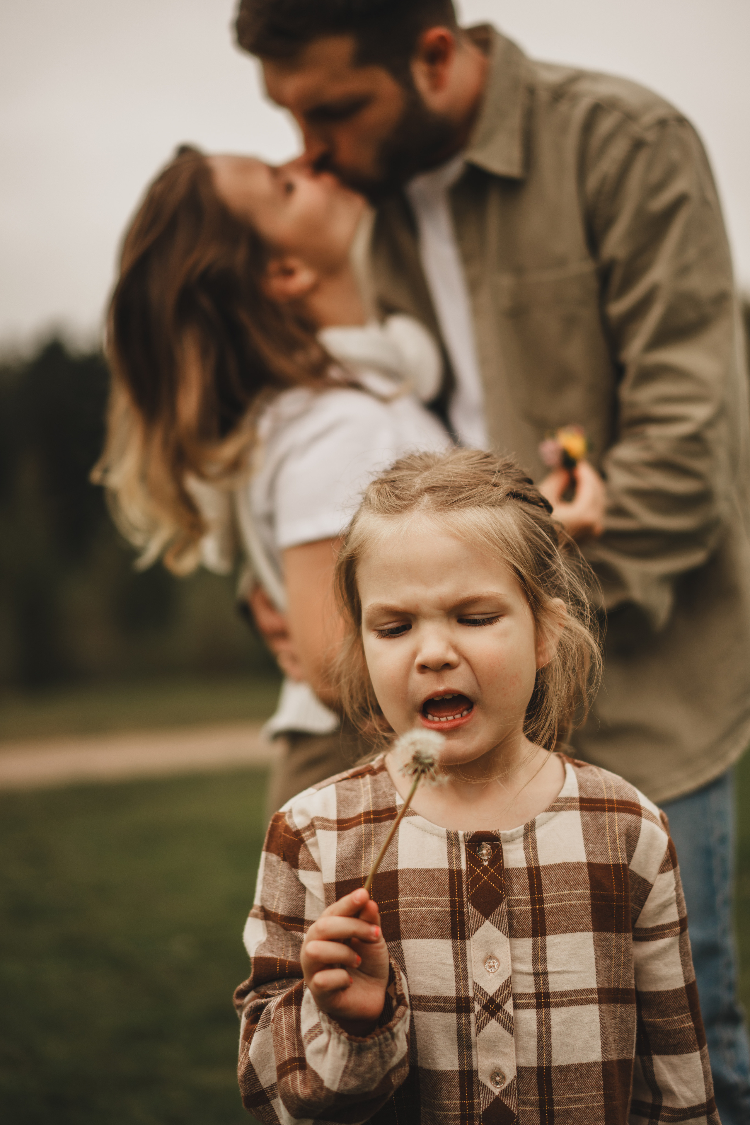 Фотосессия в Мещерском парке. Мама, папа и лапочка дочка. Семейный и детский фотограф и видеограф в Москве, Серпухове и Тарусе Валерия Сорокина