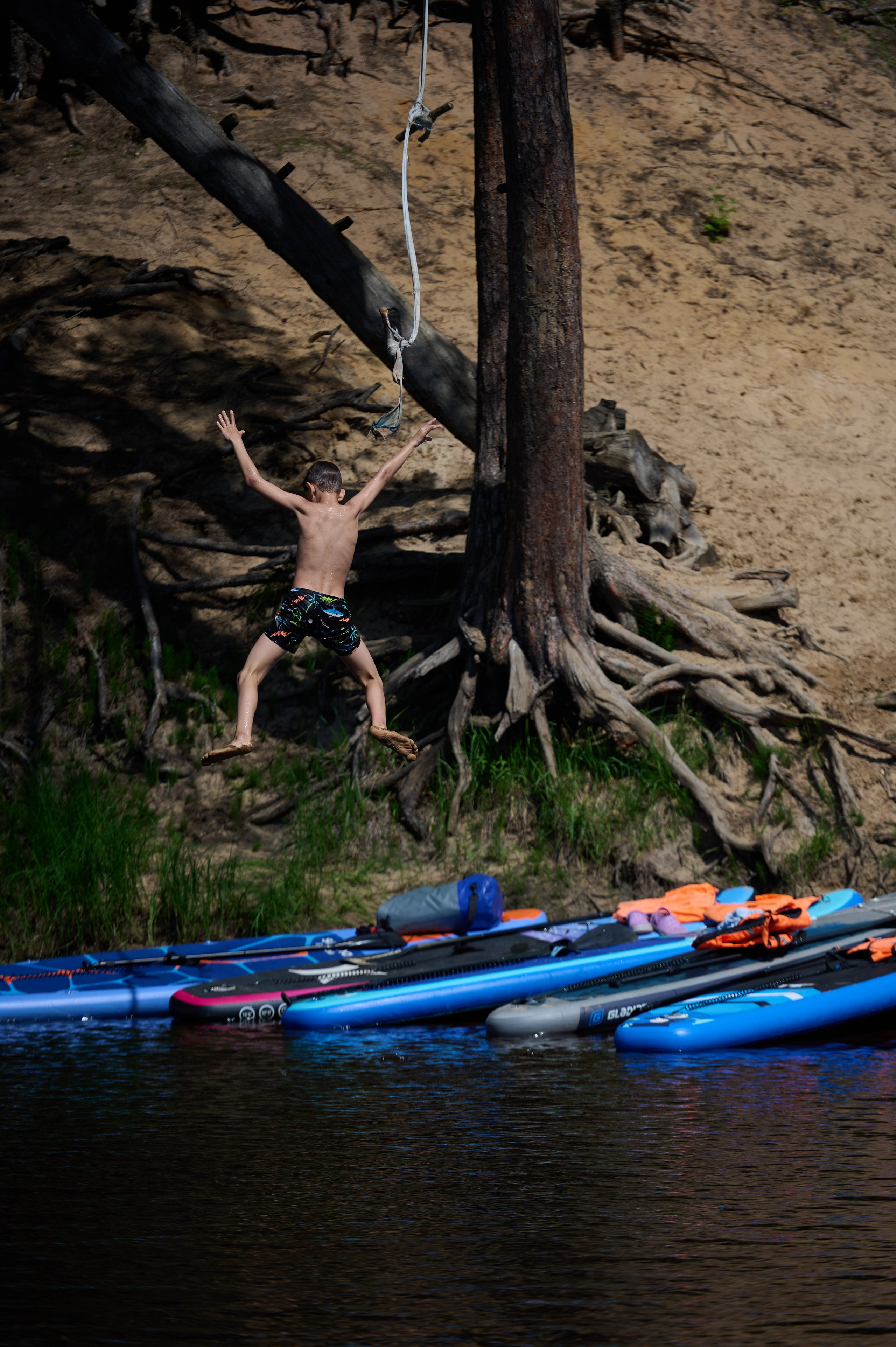 Май р. Нерская. Главная