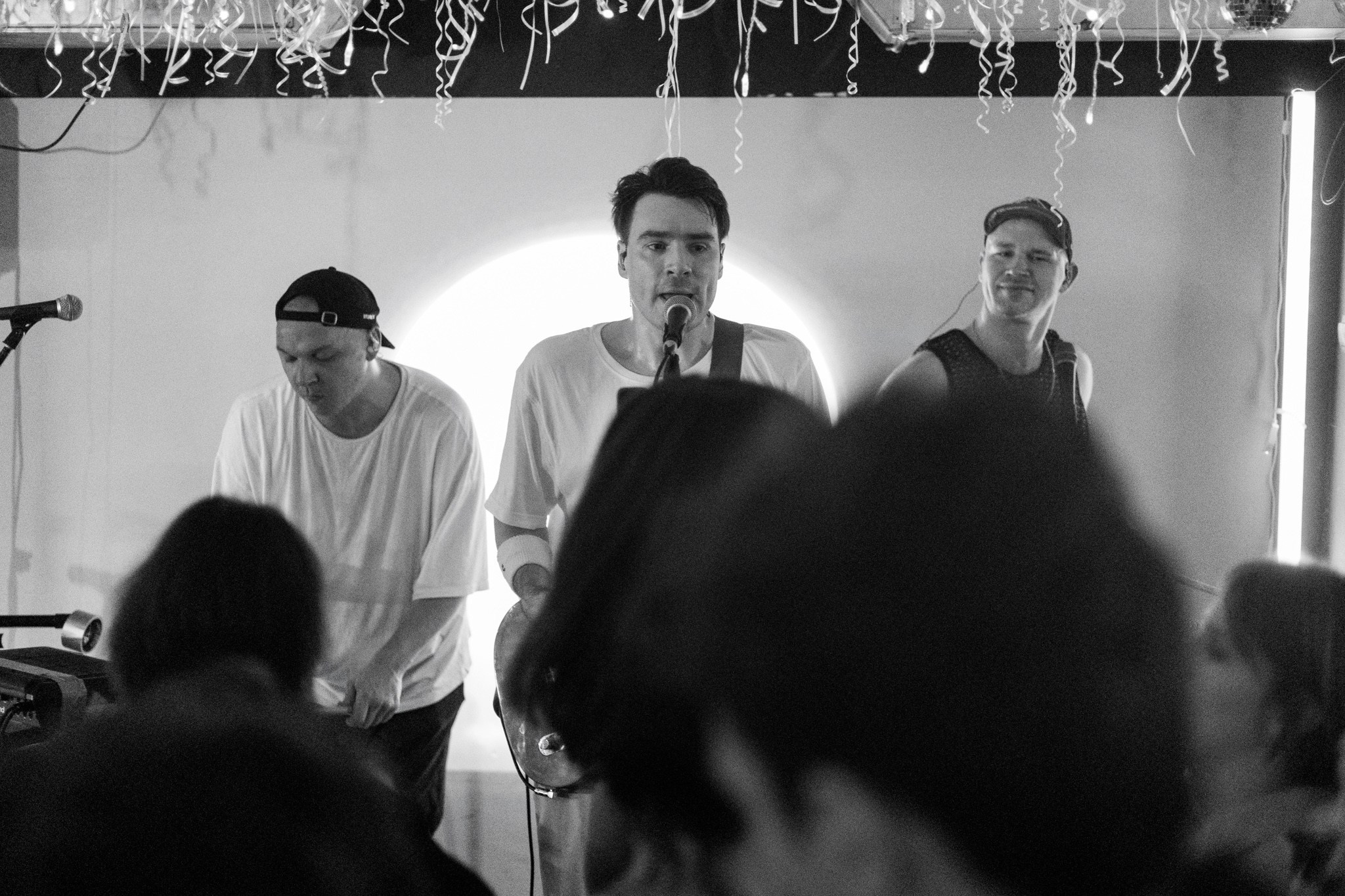 Икар, Electric Lines, Магнитола, 10.01.26, Jawsspot