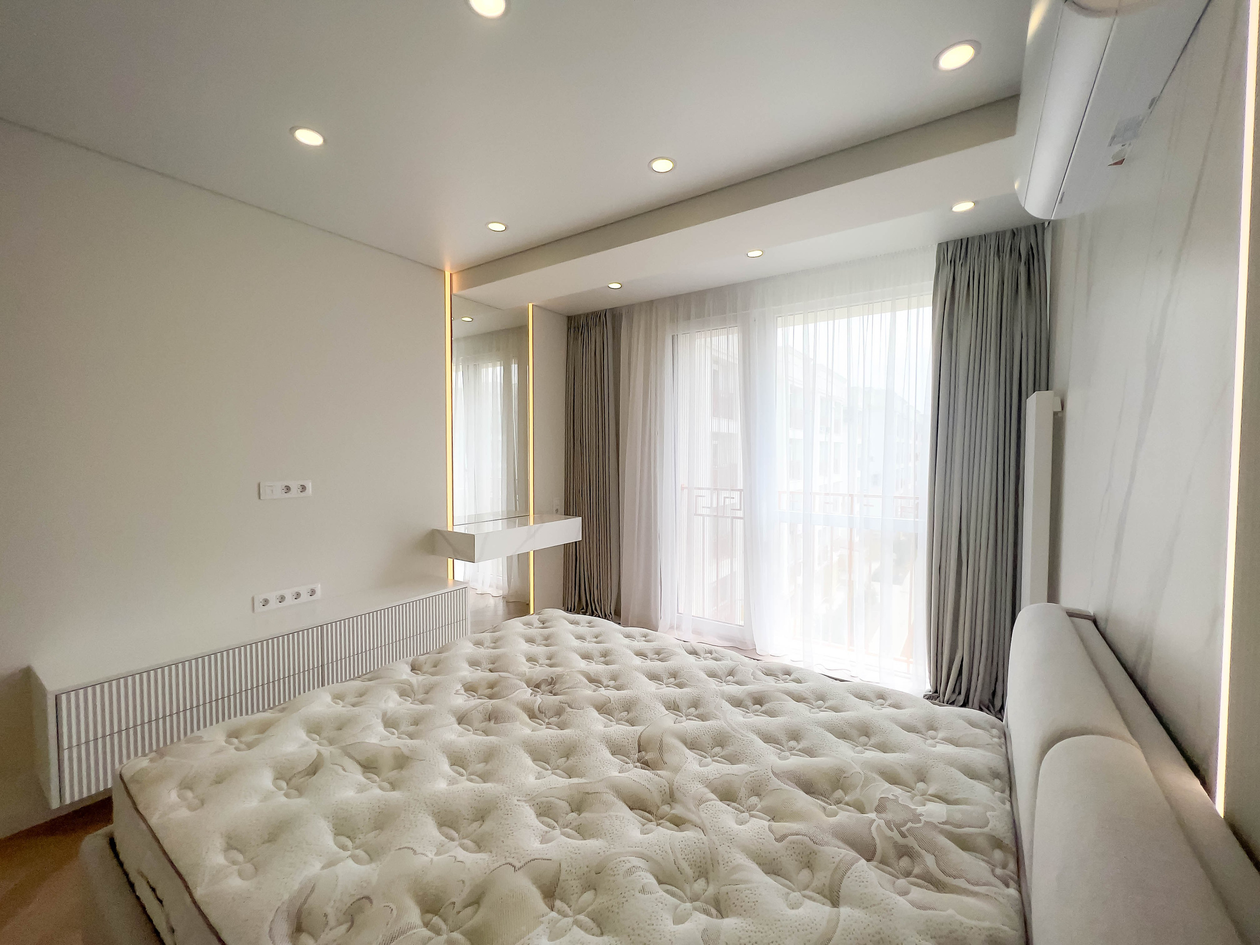 Flat. Fotograf Dmitrii Donets