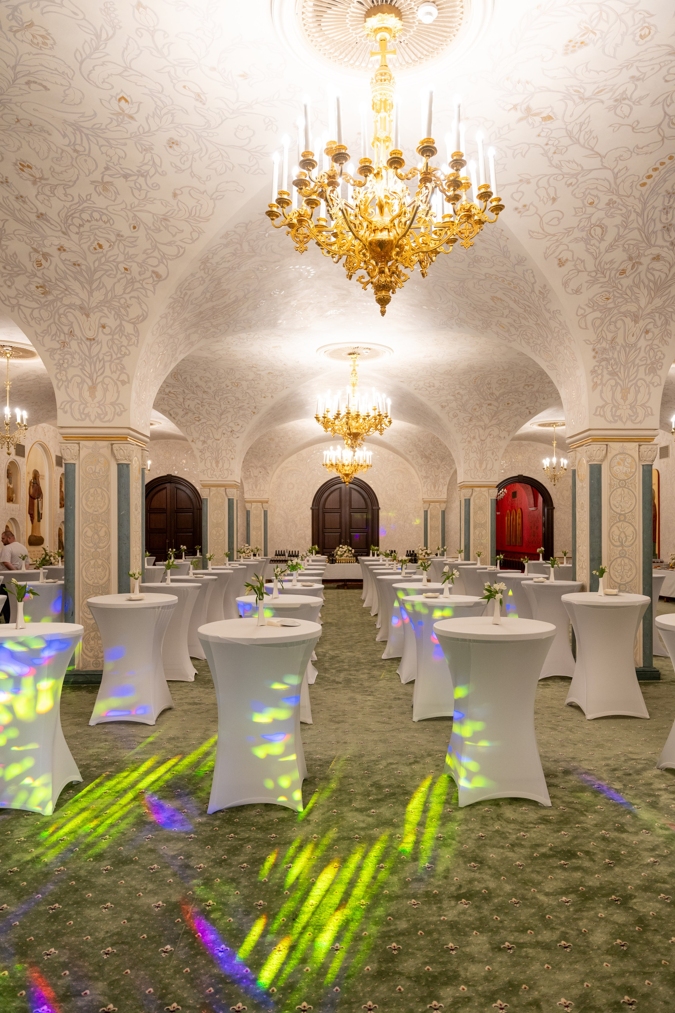 Всемирный русский национальный собор. Kirillova Studio — мастерская декора и событий Юли Кирилловой