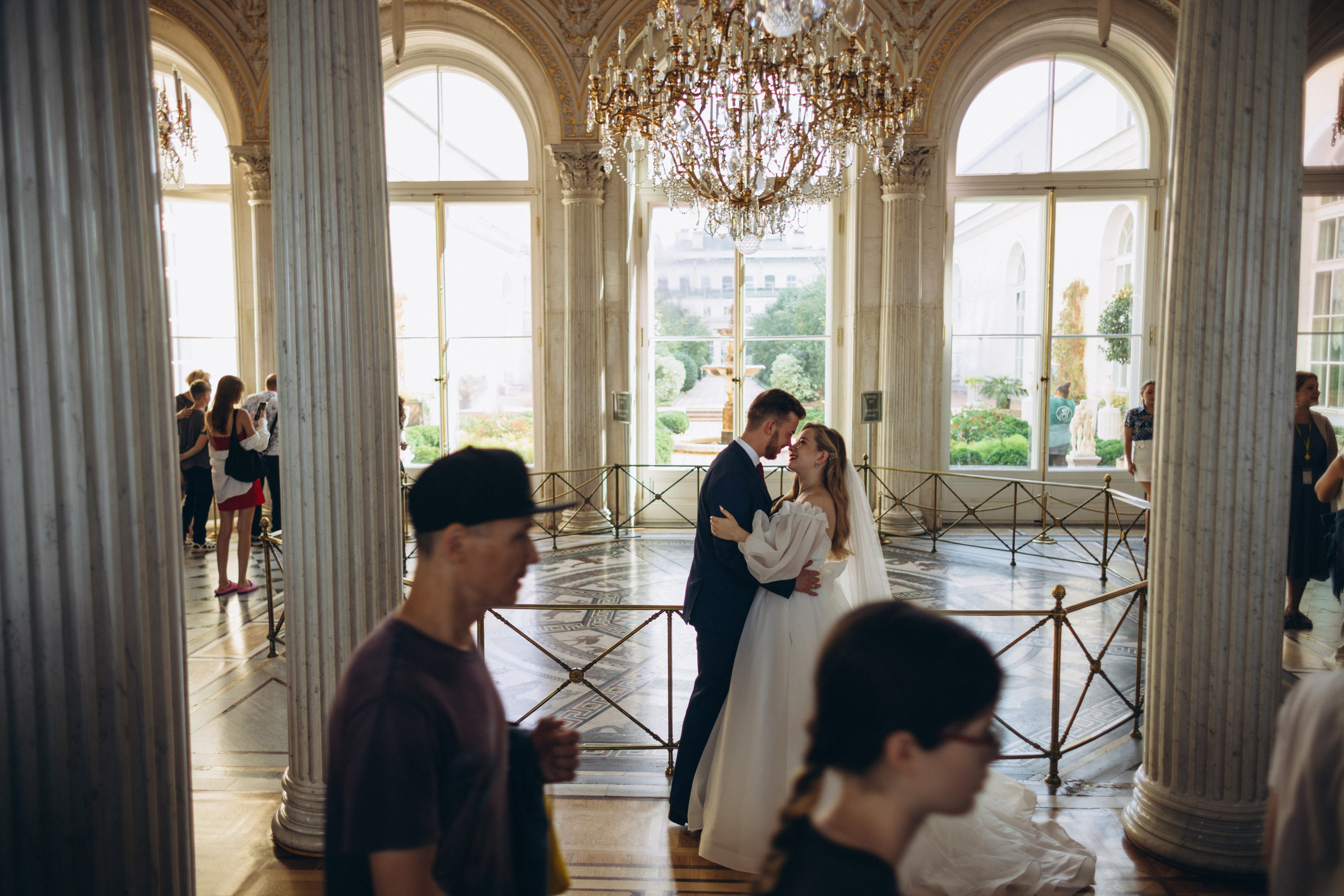 Прогулка в Эрмитаже. Свадебный и семейный фотограф в Санкт-Петербурге Яцына Юрий. Видеоопер