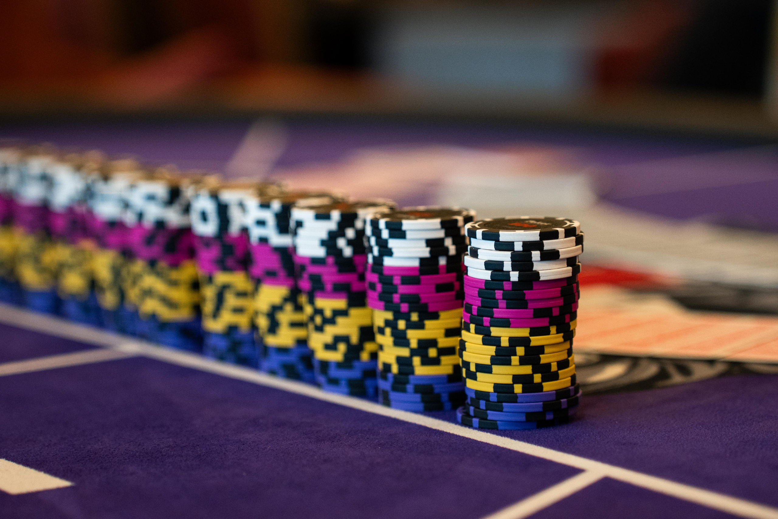 Joker Poker Club 28.02.2026. Коммерческий и художественный фотограф и видеограф в Москве Арсений Тургенев