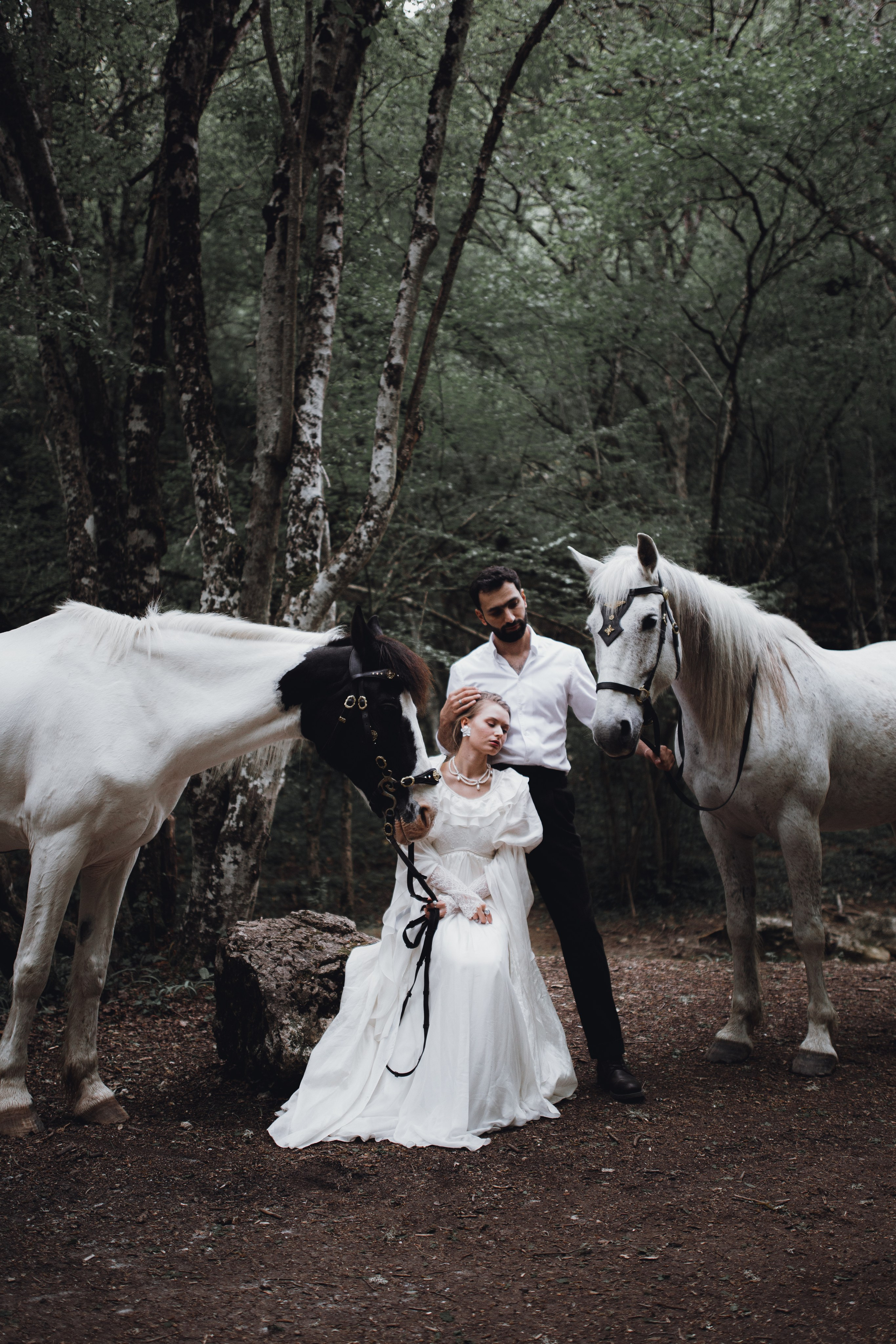Свадебная фотосессия у водопада. Фотограф Анастасия Залевская