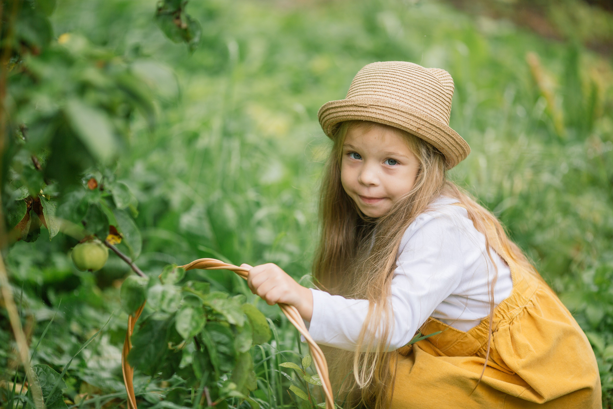 Яблочный фотодень. Семейный фотограф Толстикова Кристина