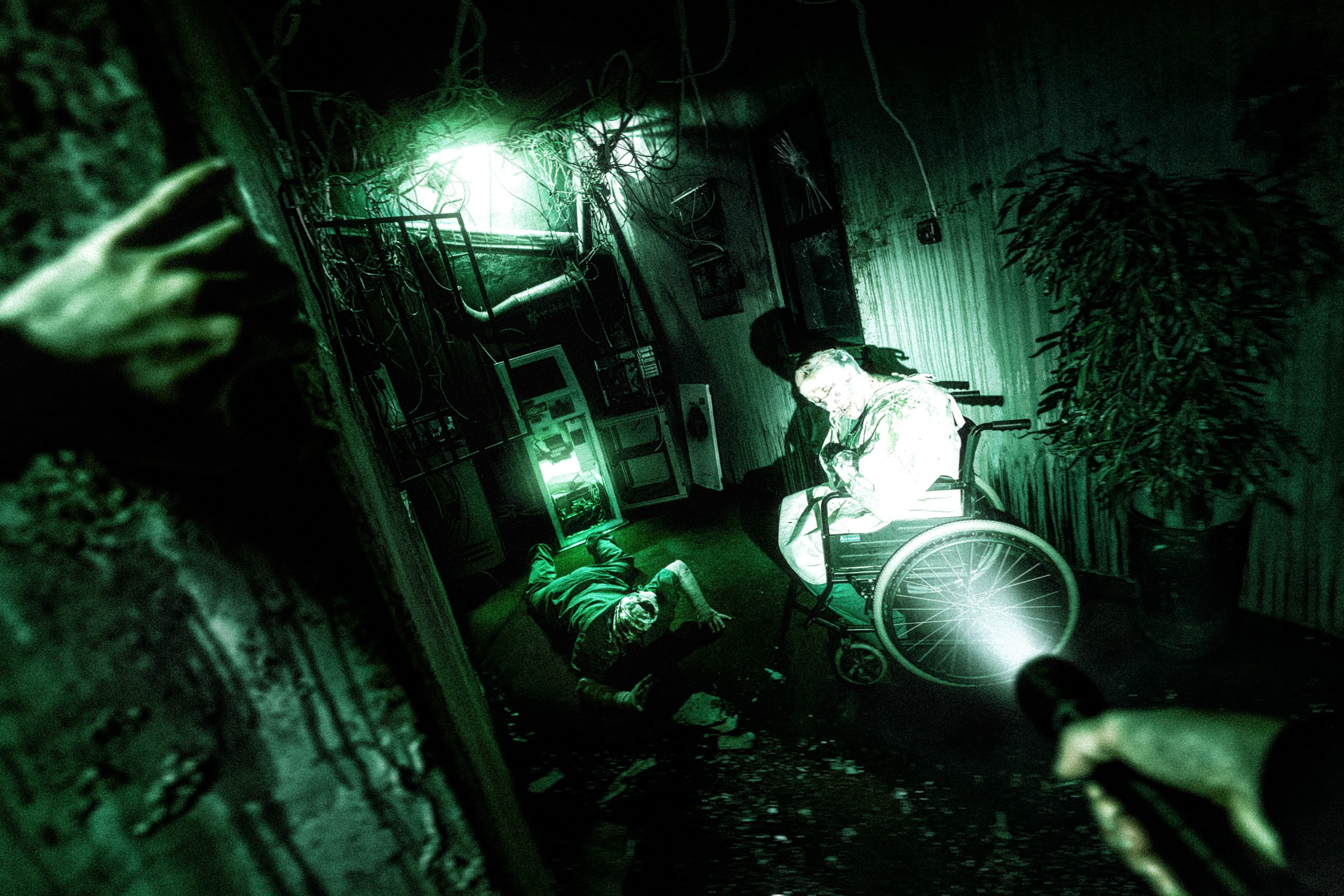 Фотосъёмка для хоррор и экшен квеста. Рекламный фотограф в Москве Алексей Тверяков