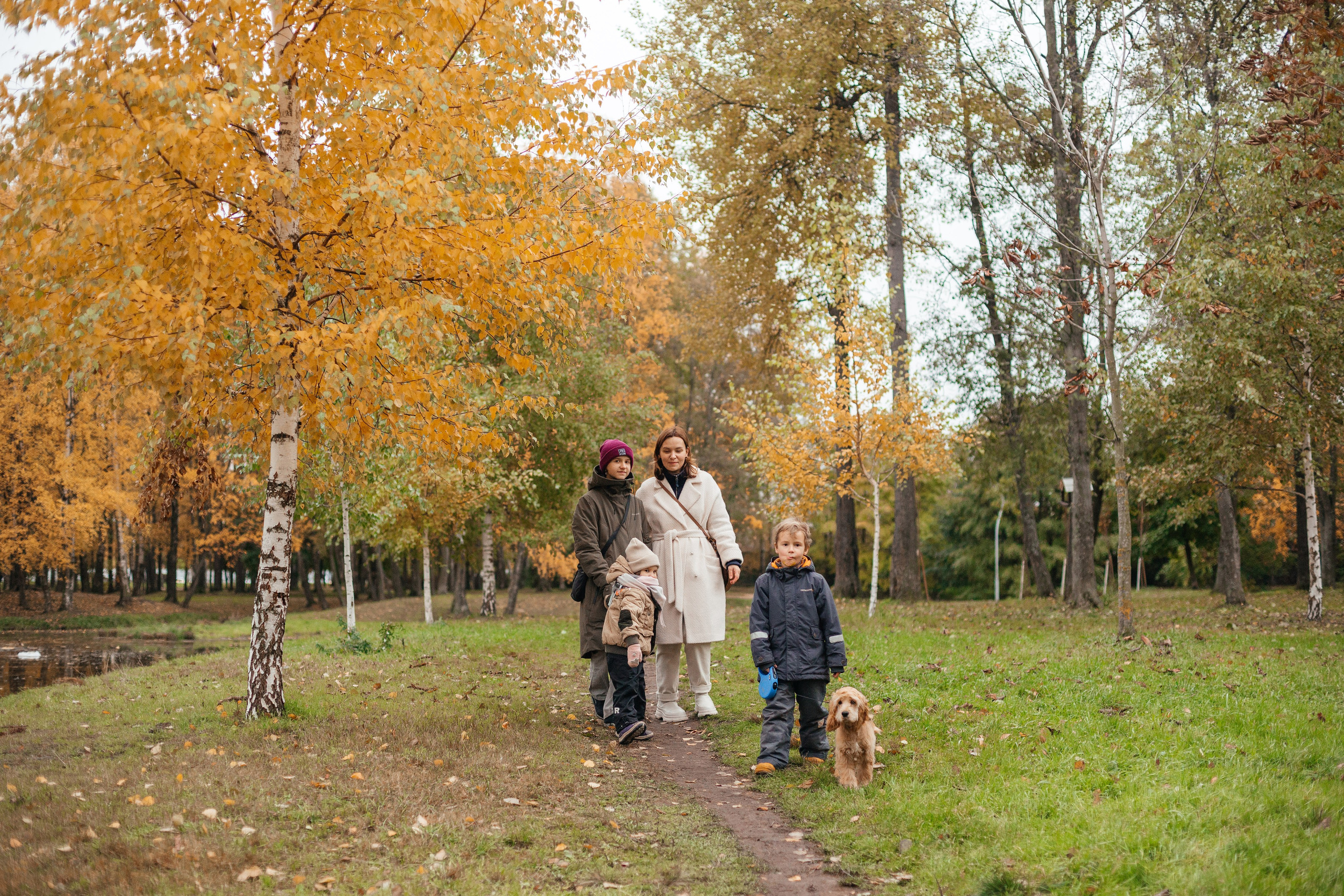 Осенняя семейная прогулка. Семейный фотограф Любовь Саркеева