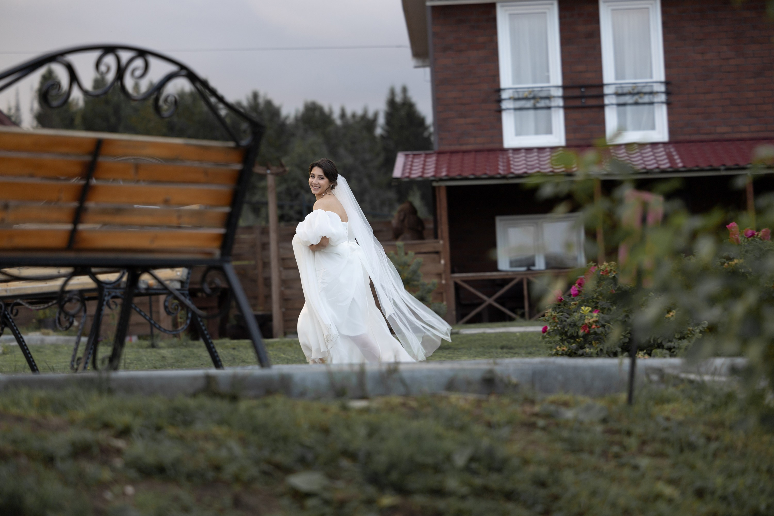 Alexey & Julia. Фотограф свадебный, репортажный, индивидуальный, фото для маркетплейсов, брендов, автосалонов