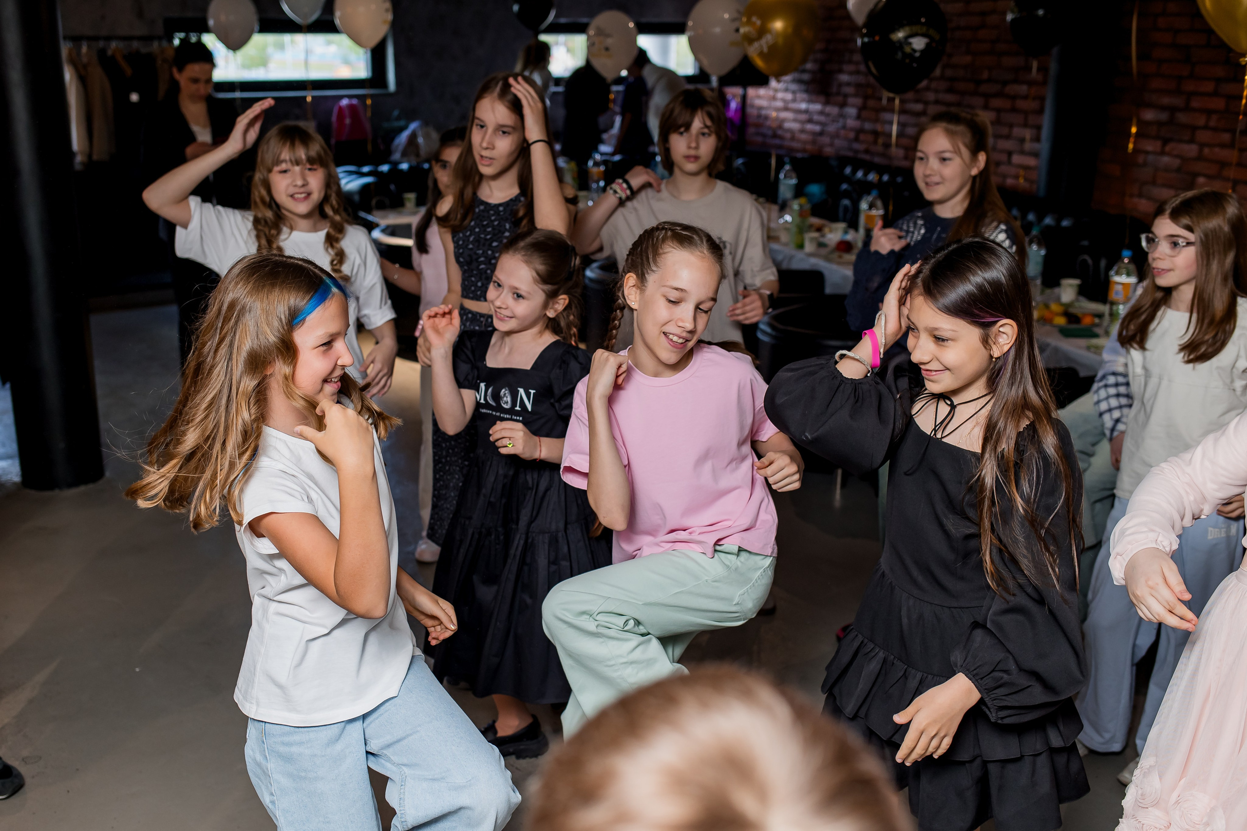 Выпускной 4 класс. Фотограф в Москве Авдеева Мария