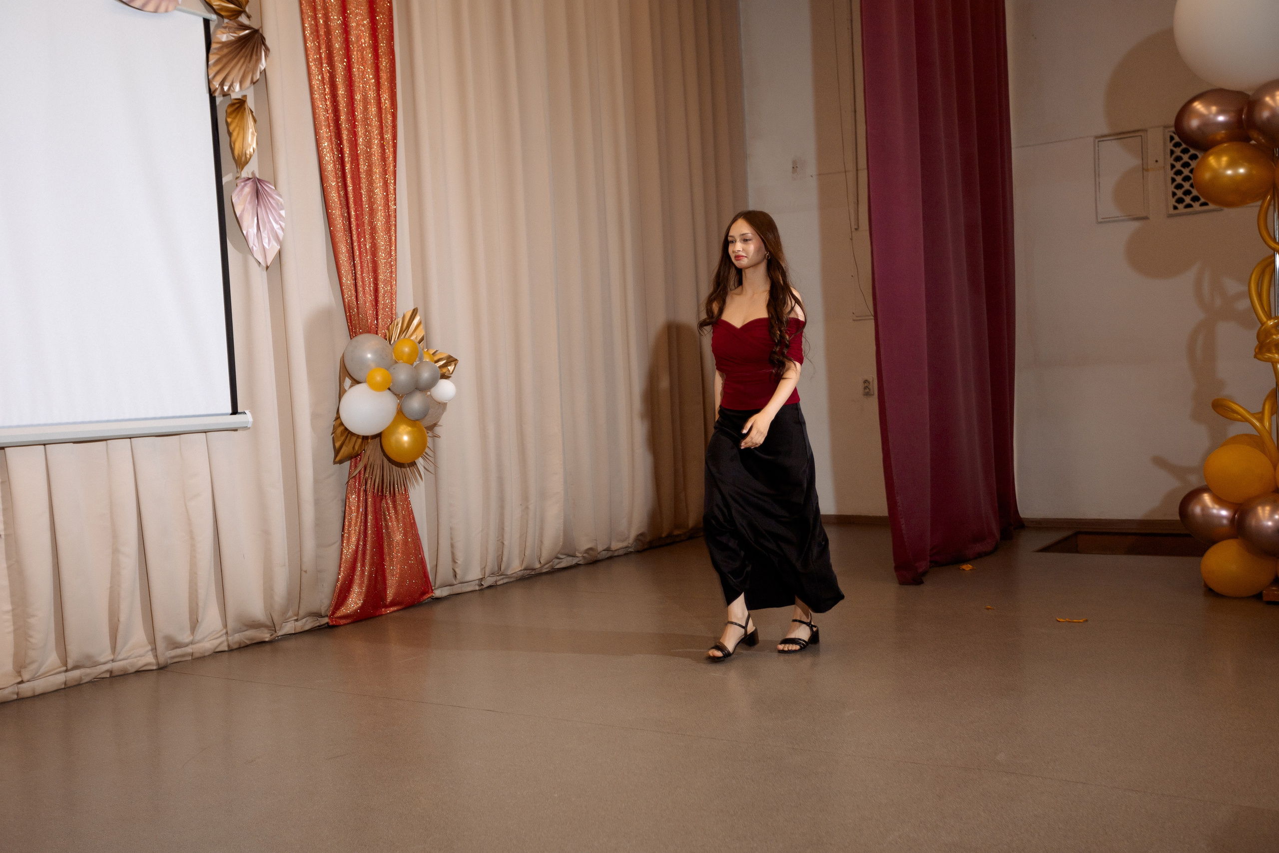 ВРУЧЕНИЕ АТТЕСТАТОВ: Пример. Все фото. Профессиональный фотограф в Ижевске Леша Петров