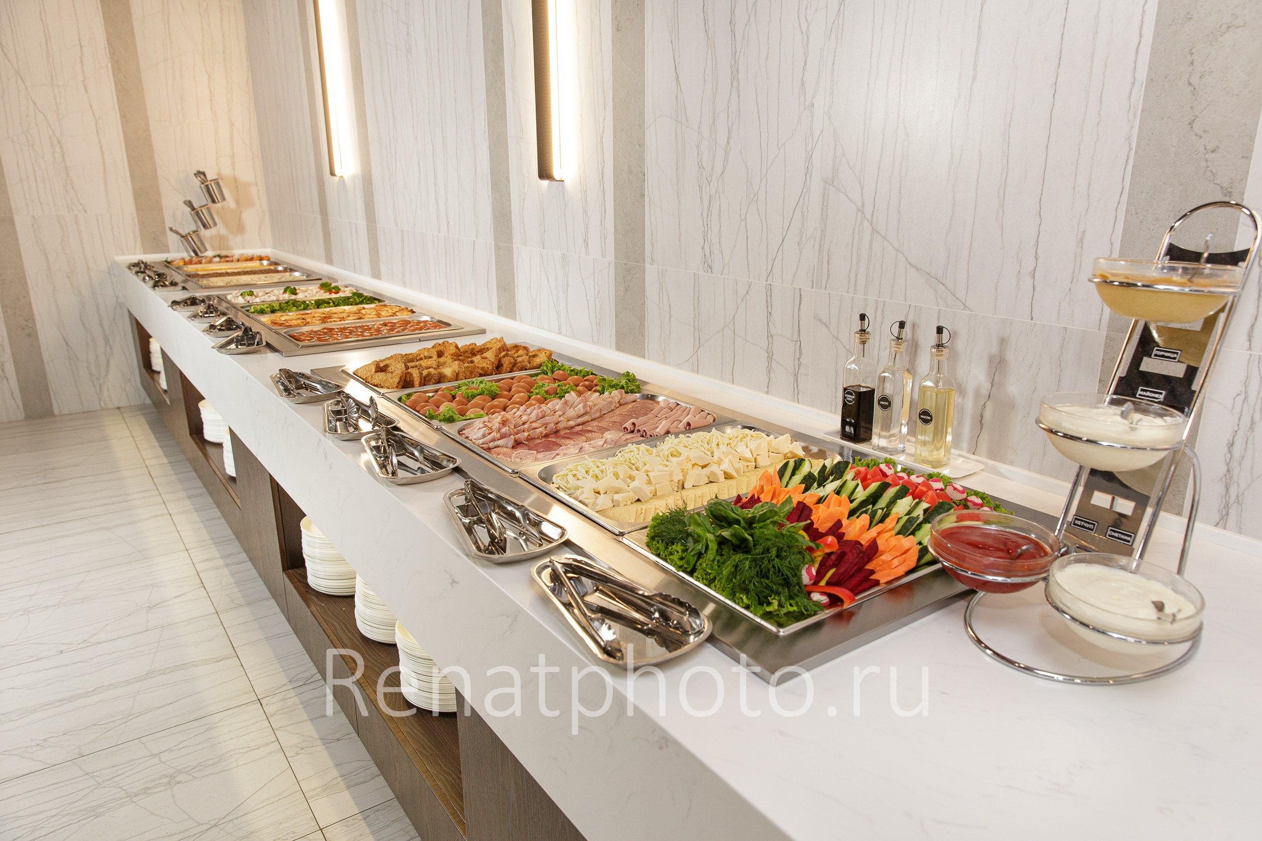 Renatphoto-Фотосъёмка еды по системе шведская линии для отелей. Профессиональная фотосъёмка интерьеров, предметная фотосессия еды для меню г. Анапа