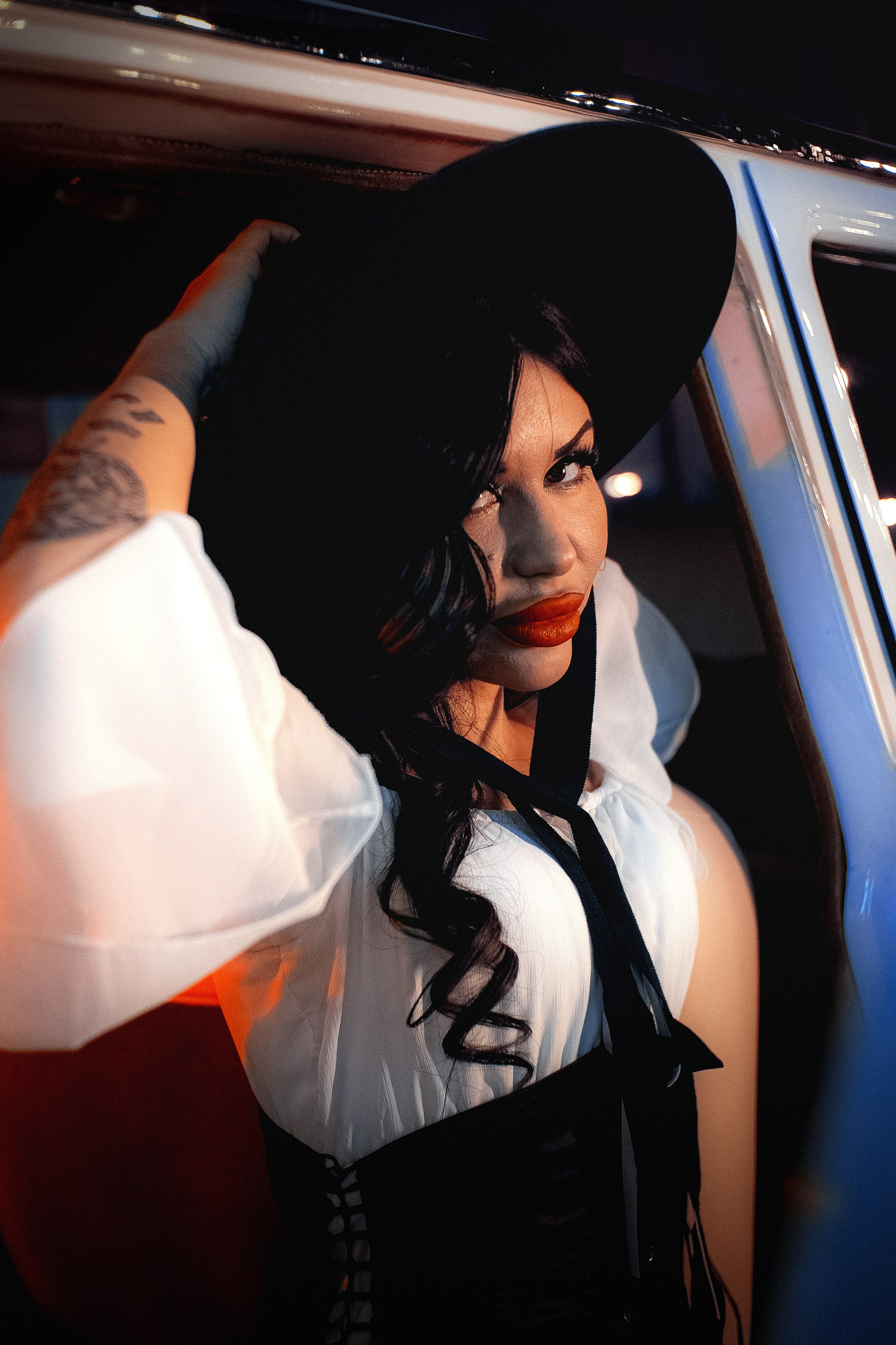 Фотосессия для Кристины в музее ретро автомобилей, Новосибирск. Фотограф в Новосибирске Владислав Унтерберг