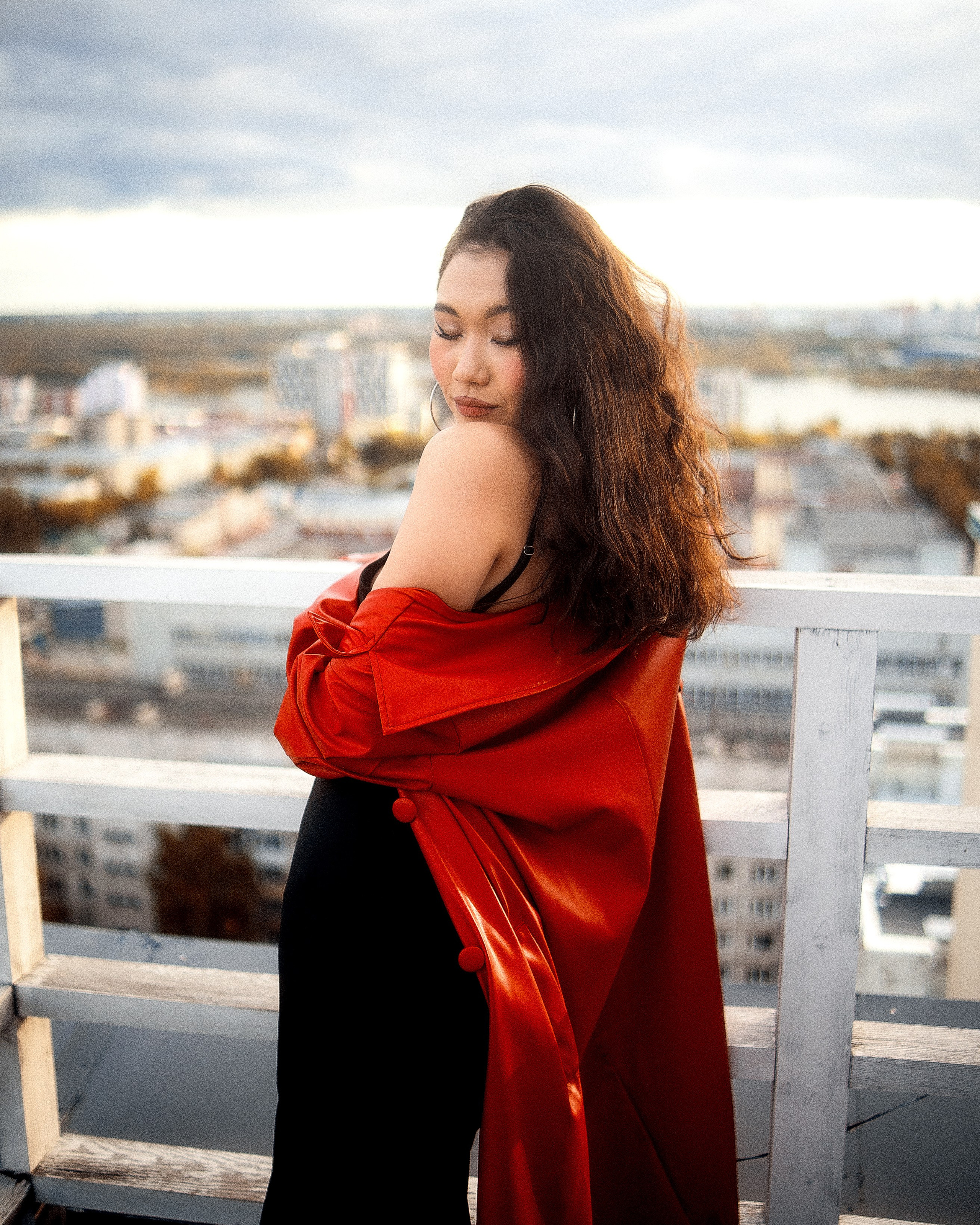 Фотосессия на крыше для Адины в Новосибирске. Фотограф в Новосибирске Владислав Унтерберг