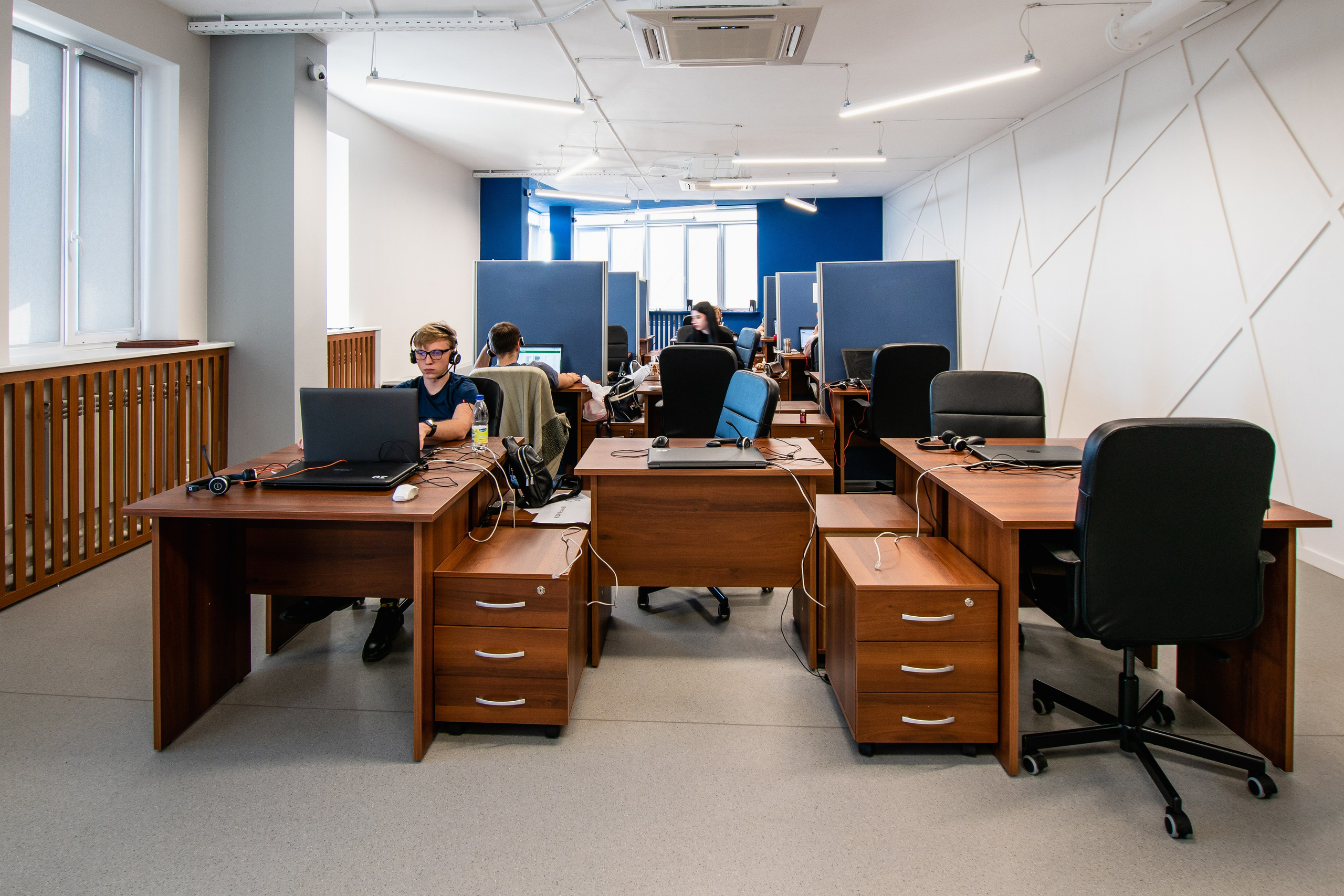 офис на фото